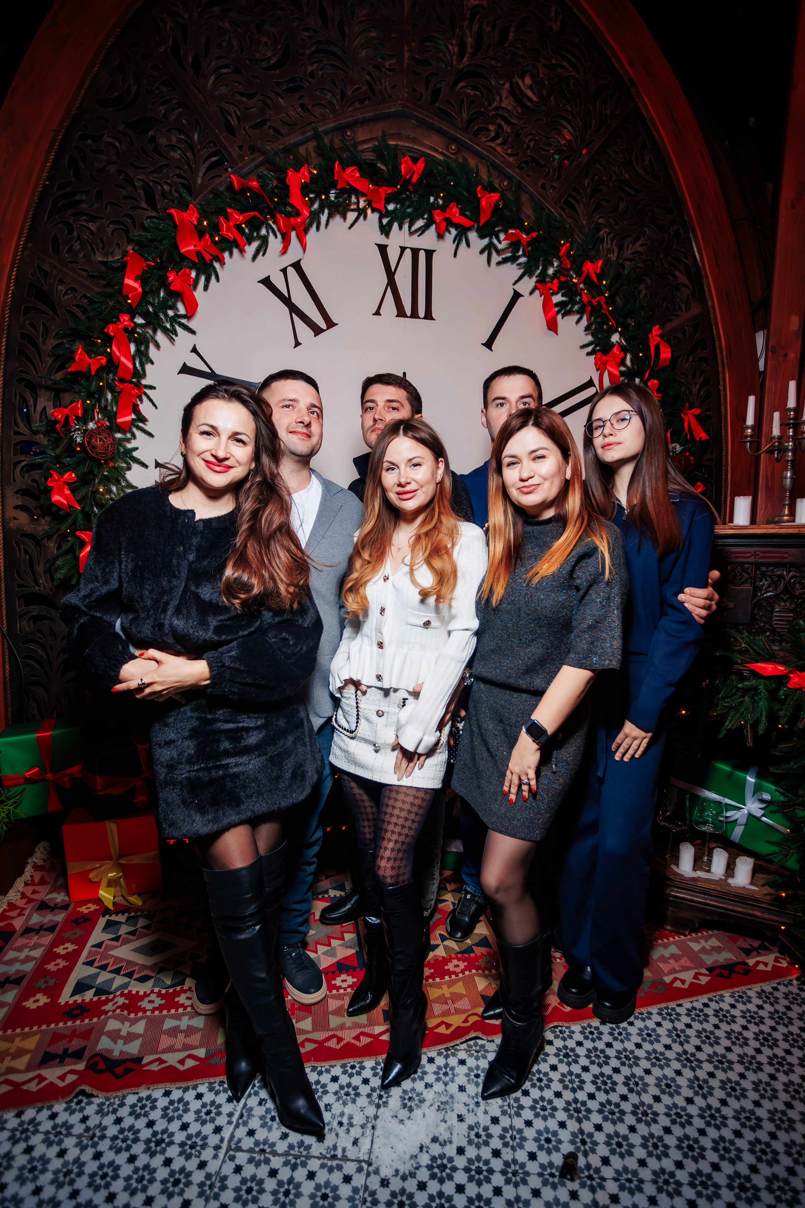 Городской корпоратив в PTIZZA_Ялта_29.12.2025. Аминов Руслан | Фотограф