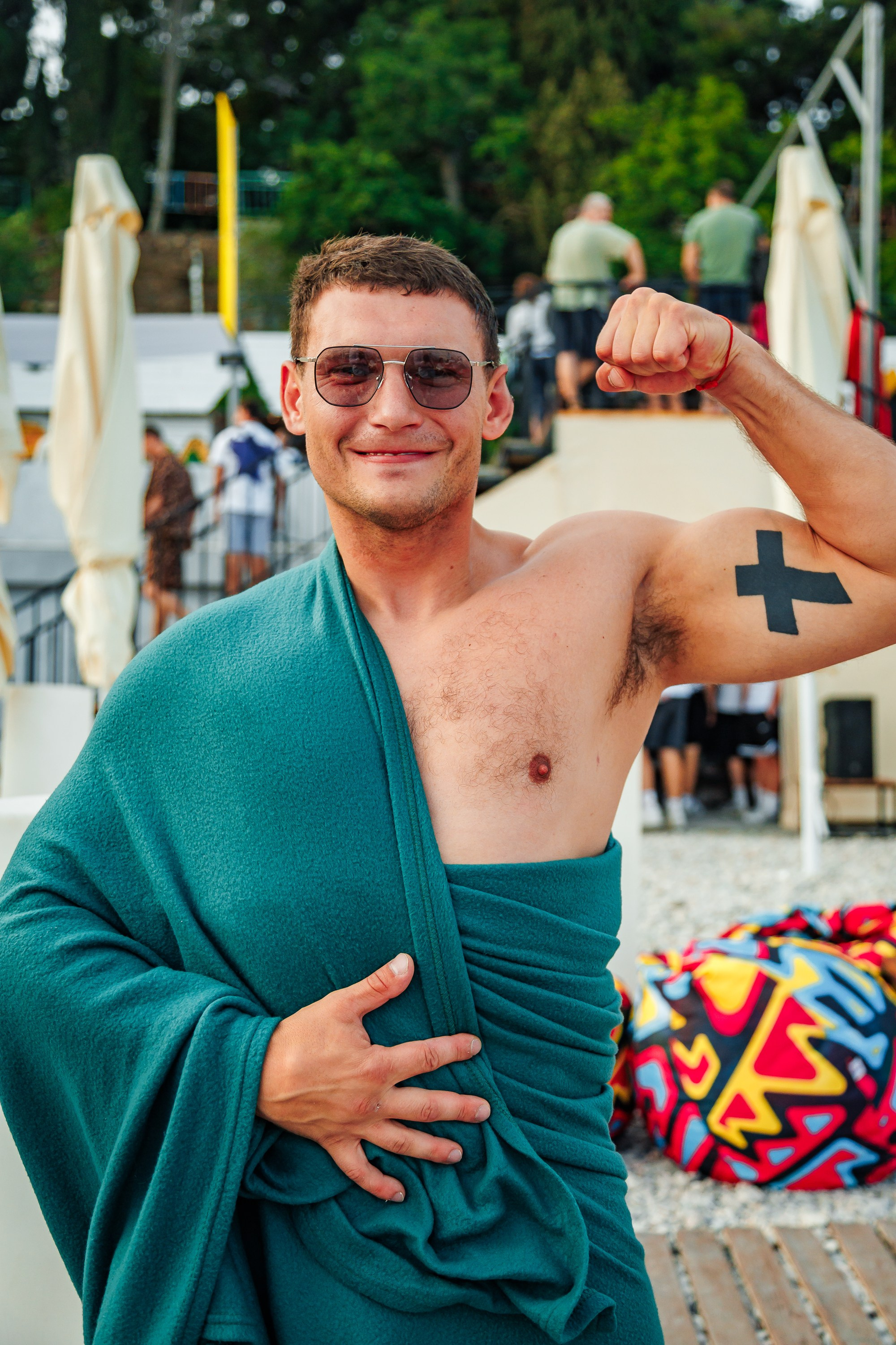 Открытие сезона в HUNGRY BIRD_Симеиз_Крым_14.06.2025. Аминов Руслан | Фотограф