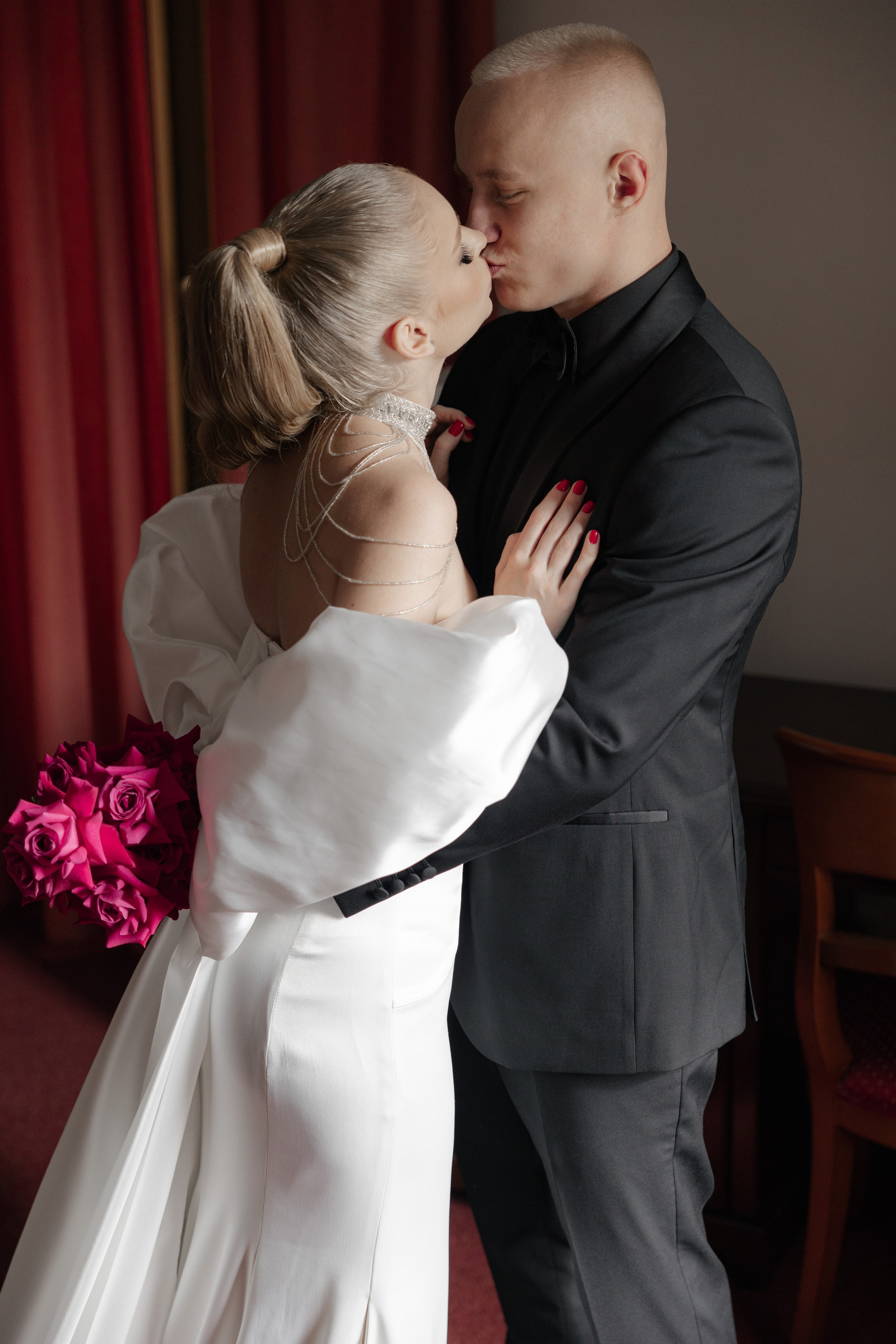 Ставка на ЛЮБОВЬ. Свадебный фотограф Воронеж Москва СПБ