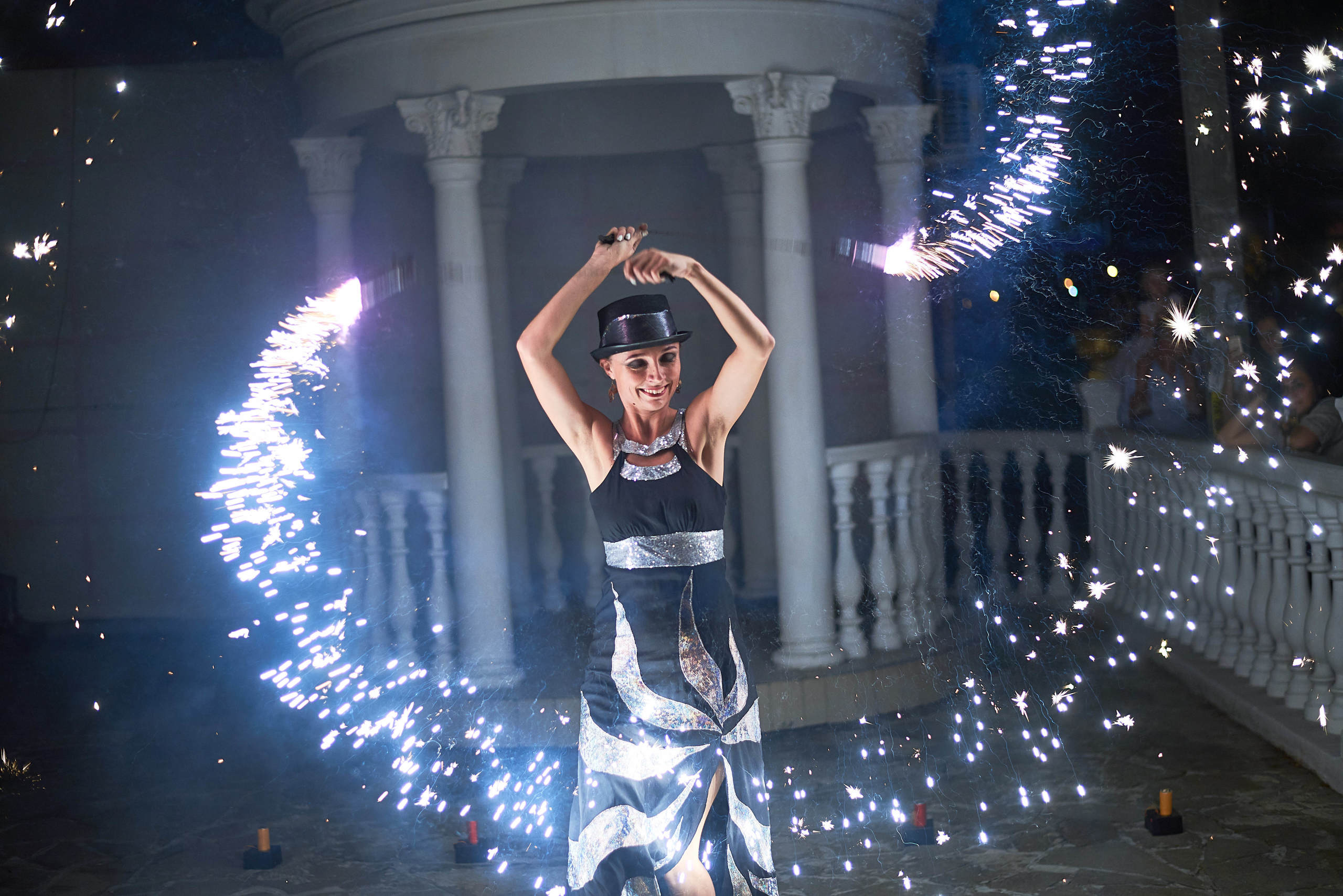 Фаер шоу. Таучелов Сергей. Фотограф, Видеограф, Видеооператор в Симферополе