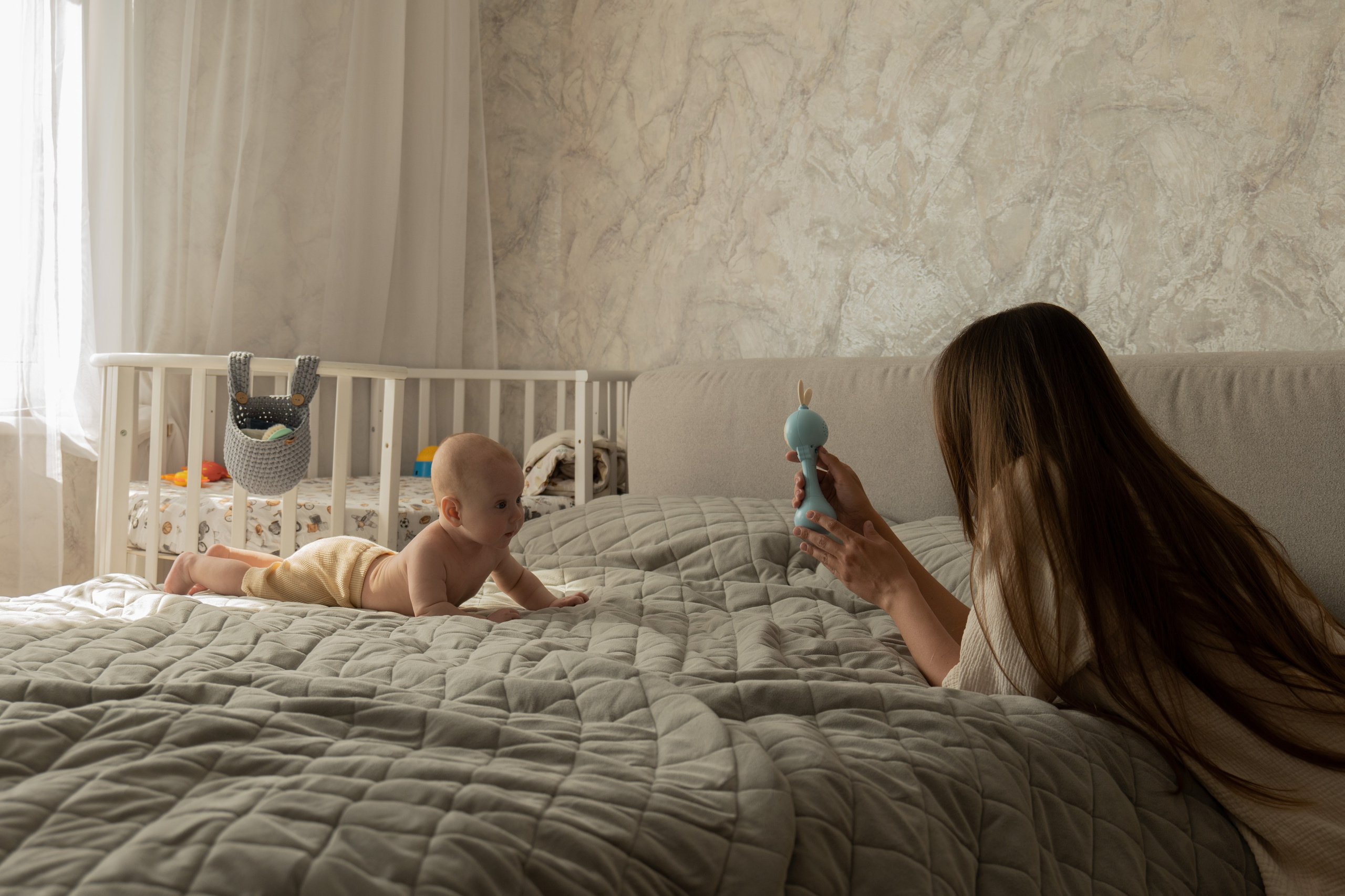 Мама и малыш (5 месяцев). Фотограф видеограф Ольга Василевская