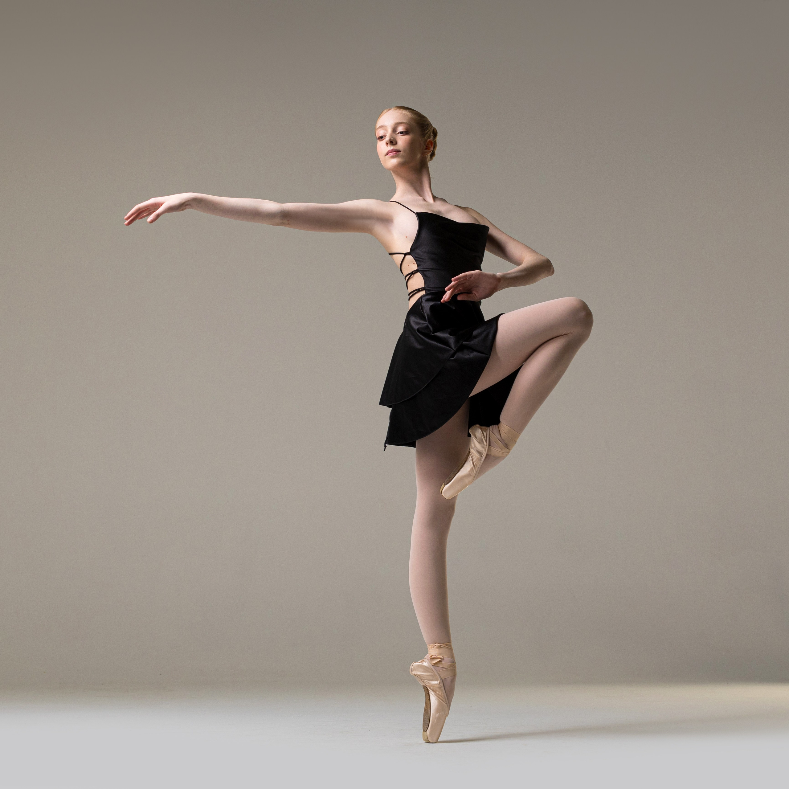 Платье чёрное «Мини» напрокат бесплатно. Балетный фотограф Алина Ханько — Душа Балета