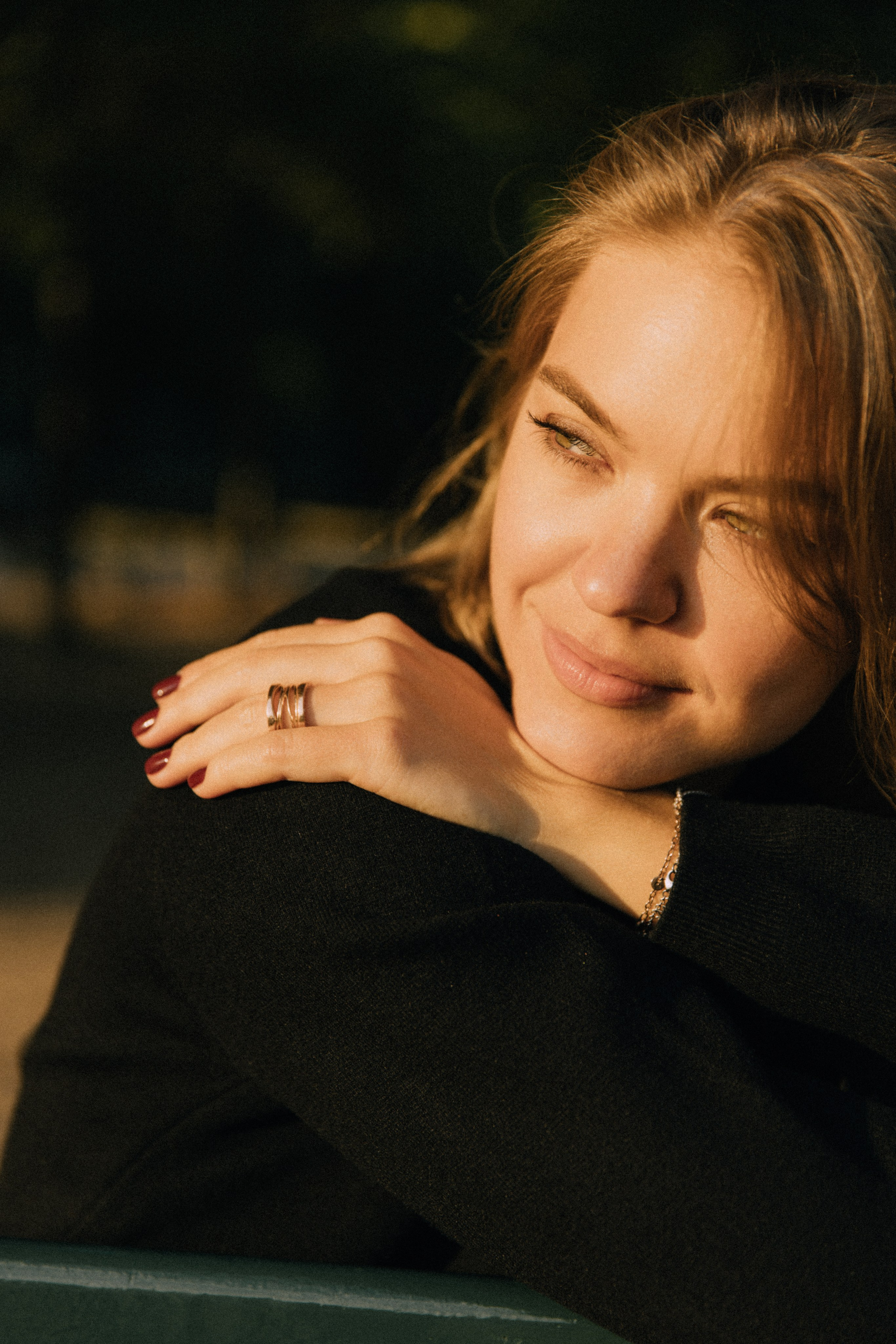 September sun. Photographer in Paris