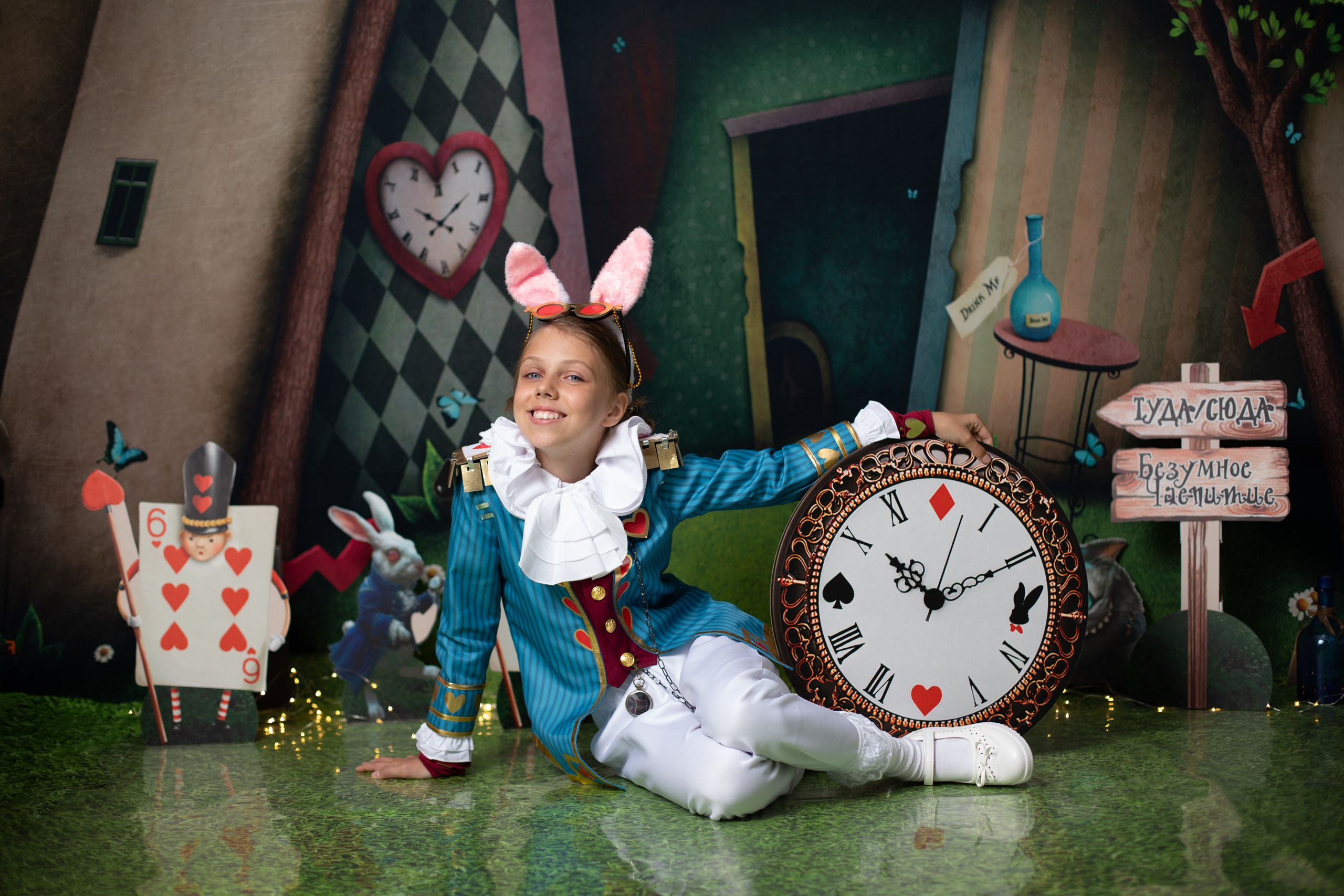 Алиса в Стране Чудес. Фотограф новорождённых Псков