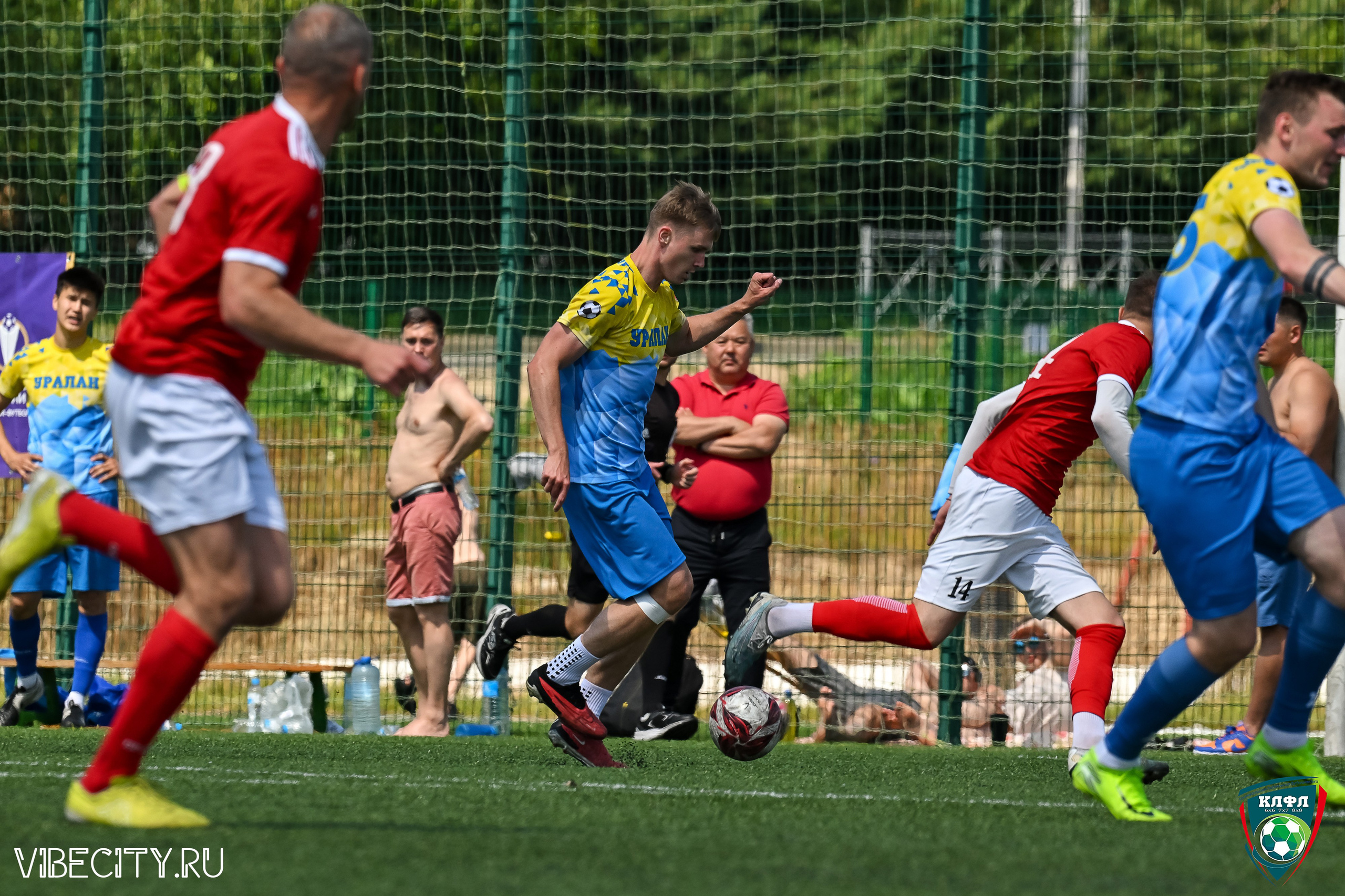 Чемпионат России по мини-футболу. VIBECITY.RU Вайб Сити Ру Фоторепортажи Фотоотчеты Калининград