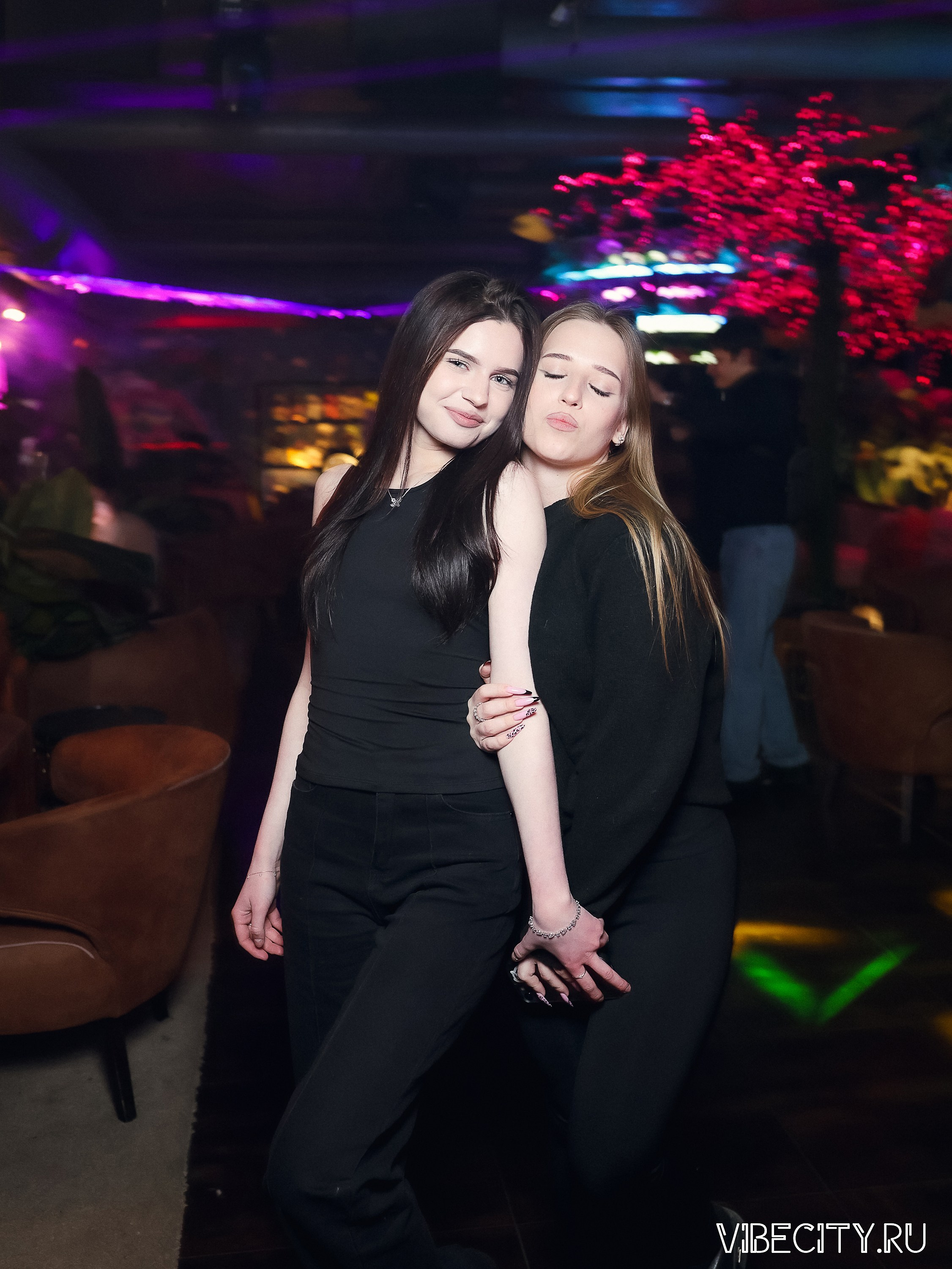 DOUBLE U. VIBECITY.RU Вайб Сити Ру Фоторепортажи Фотоотчеты Калининград