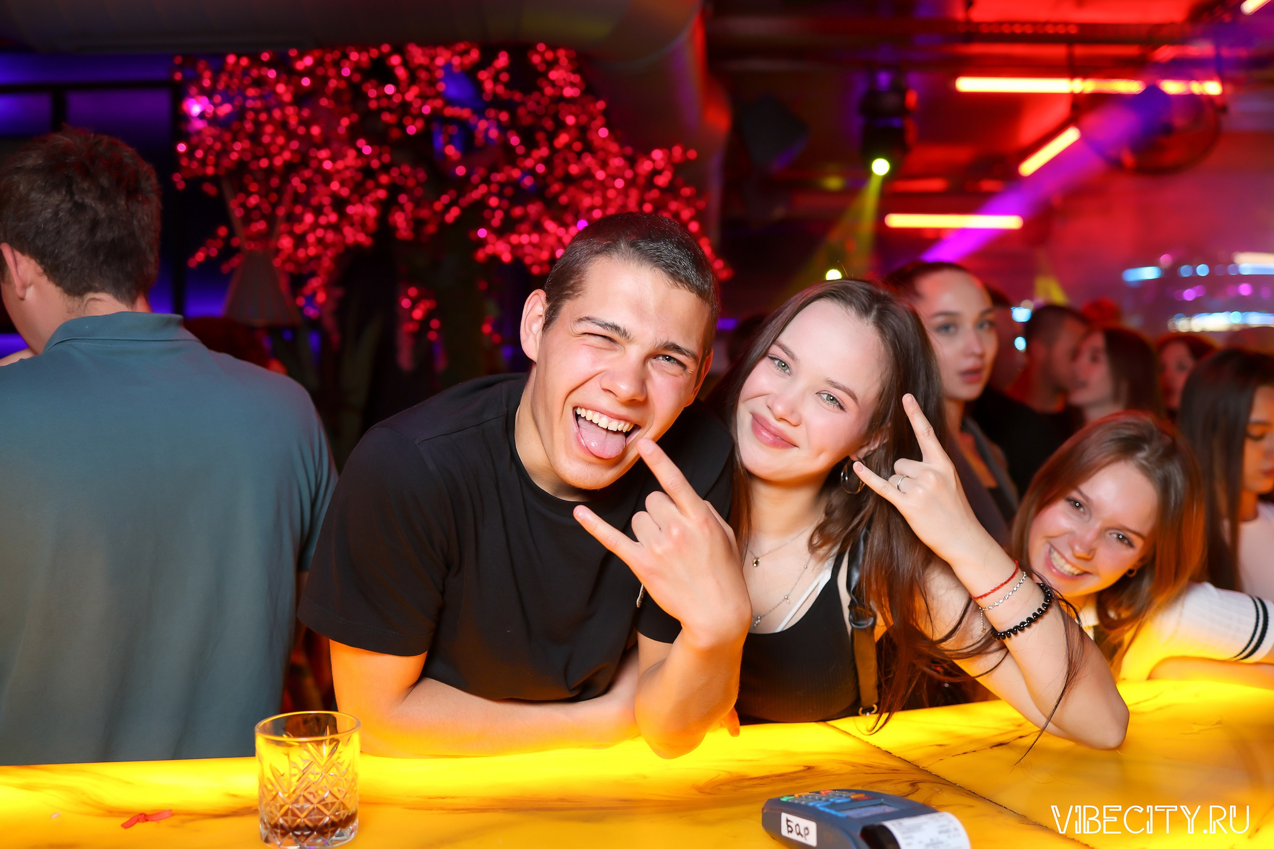 DOUBLE U. VIBECITY.RU Вайб Сити Ру Фоторепортажи Фотоотчеты Калининград