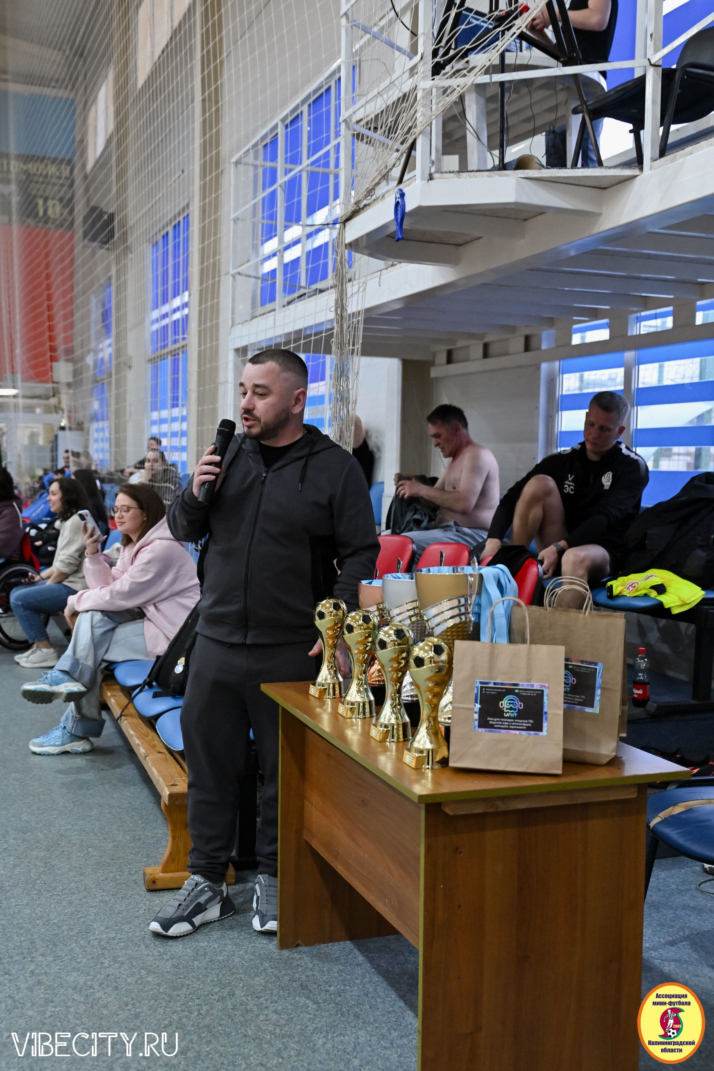 8 тур Корпоративной Бизнес-Лиги по футзалу. VIBECITY.RU Вайб Сити Ру Фоторепортажи Фотоотчеты Калининград