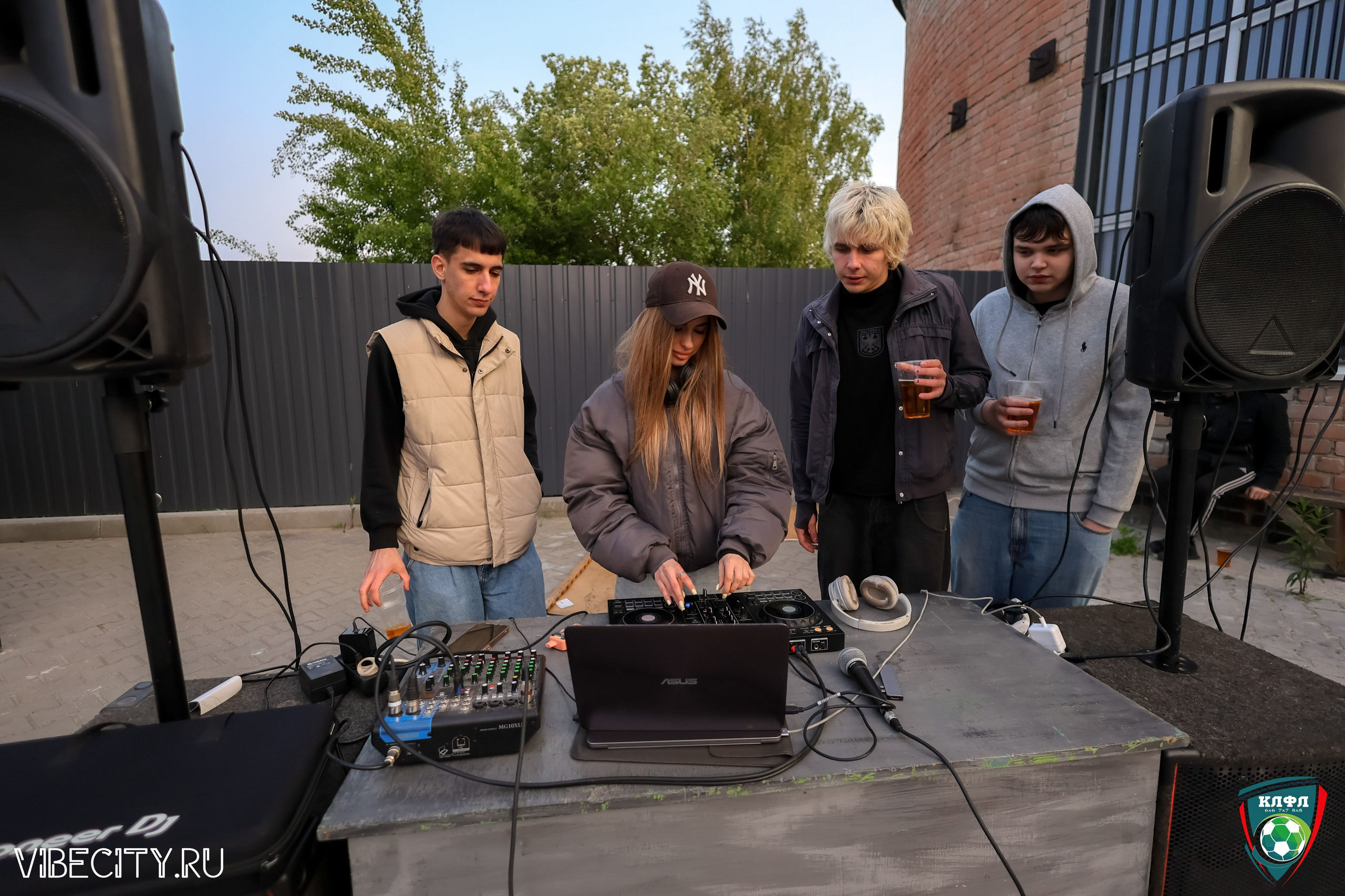 ПОДВЕДЕНИЕ ИТОГОВ ЧЕМПИОНАТА КЛФЛ. VIBECITY.RU Вайб Сити Ру Фоторепортажи Фотоотчеты Калининград