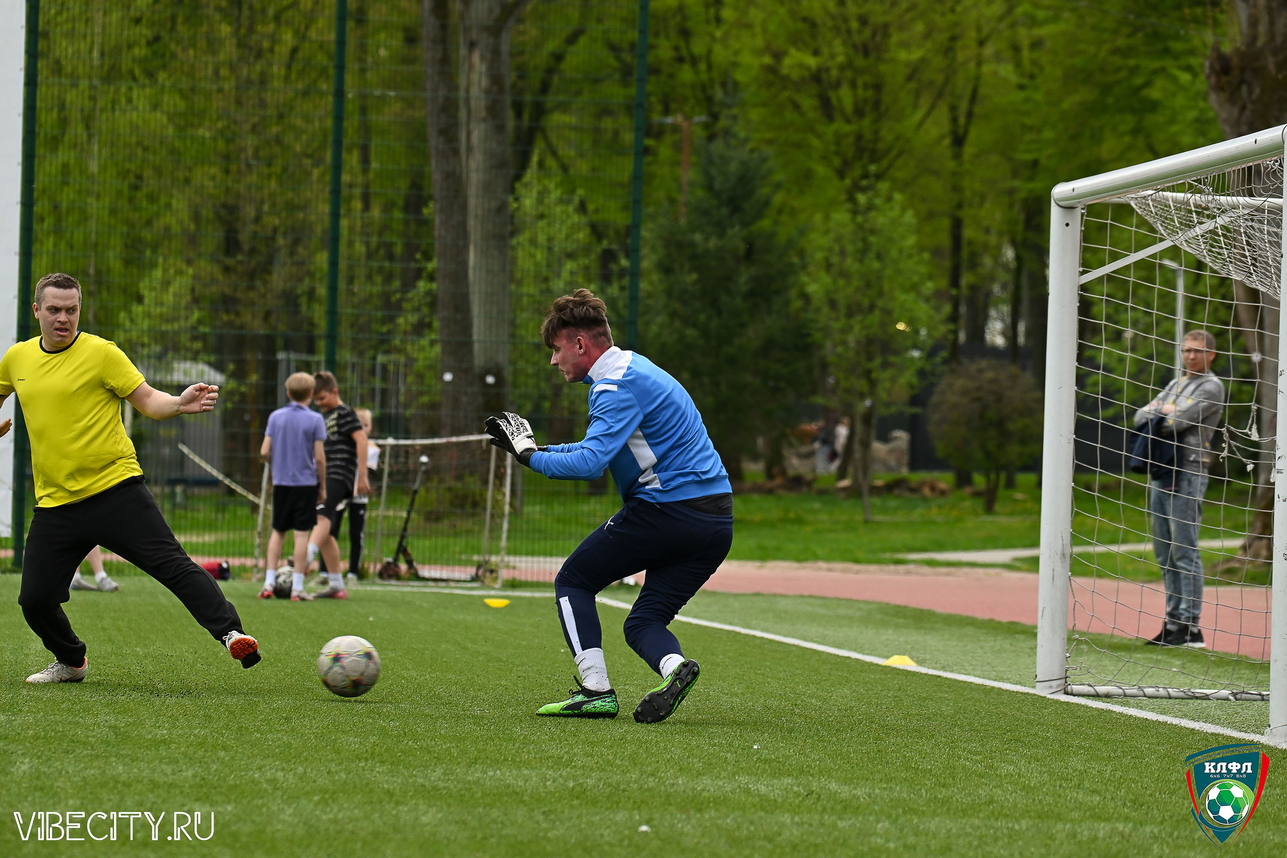 XX ЧЕМПИОНАТ КАЛИНИНГРАДСКОЙ ЛФЛ КАНЦМАРКЕТ39 сезона 2024–2025 гг. VIBECITY.RU Вайб Сити Ру Фоторепортажи Фотоотчеты Калининград