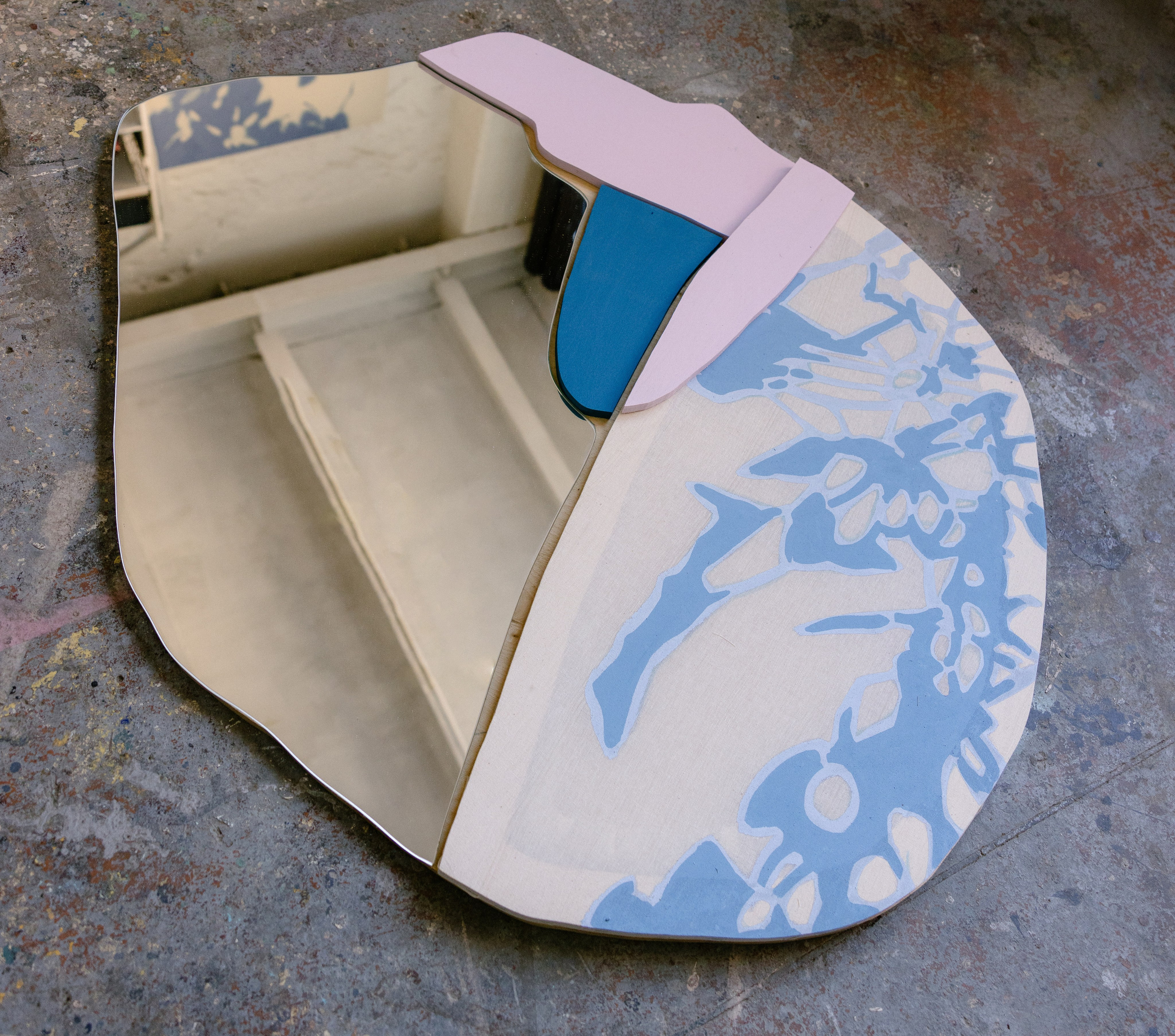 ОТРАЖЕНИЕ_1. Contemporary artist based in Moscow