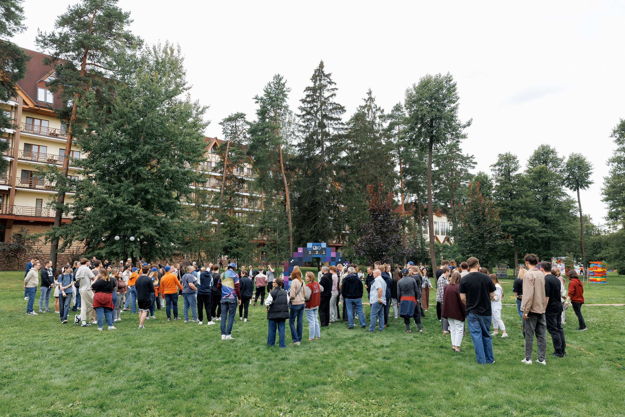 Тимбилдинг и корпоратив Информзащита. Свадебный репортажный фотограф в Москве