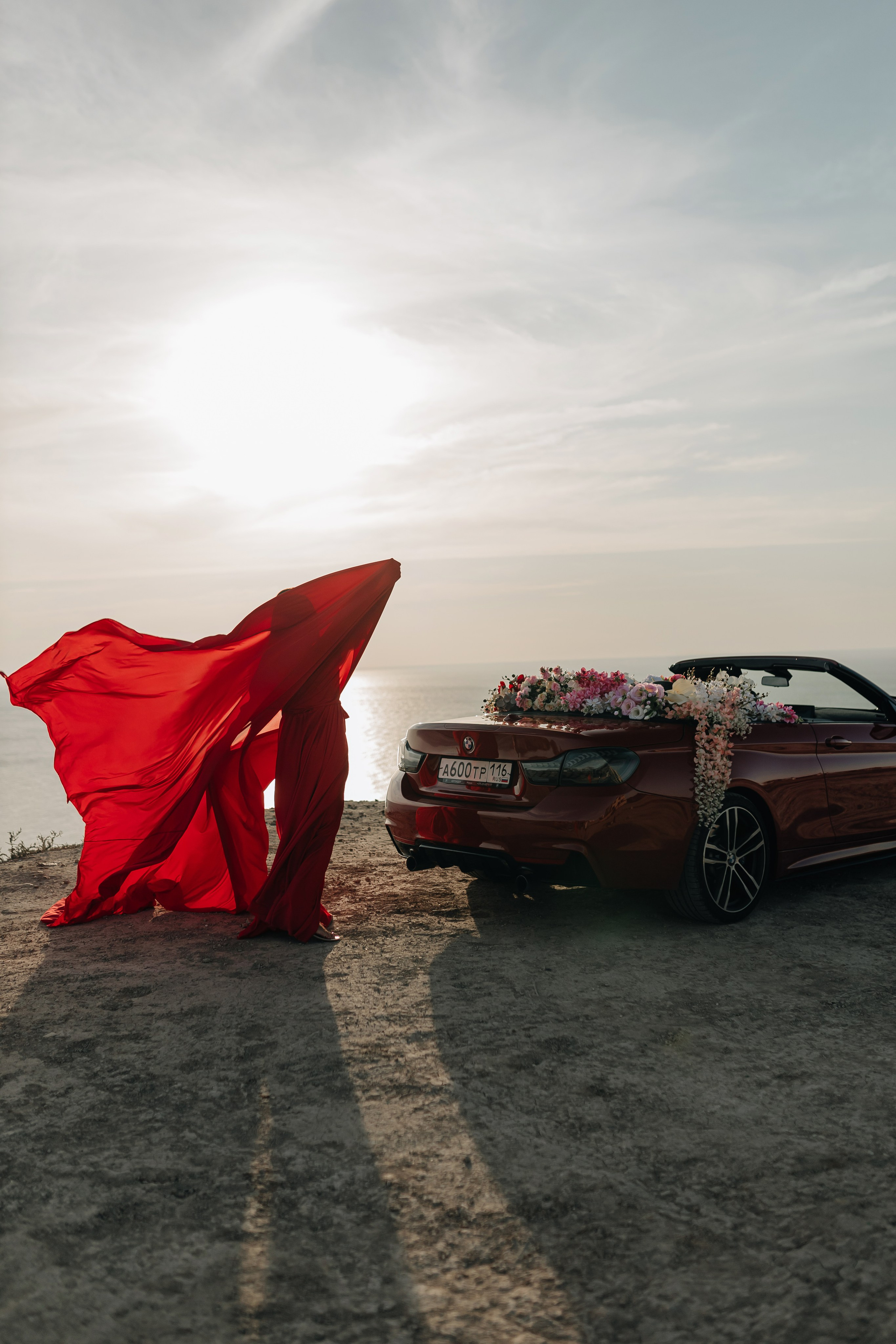 На кабриолете. Фотограф Трифон Мира