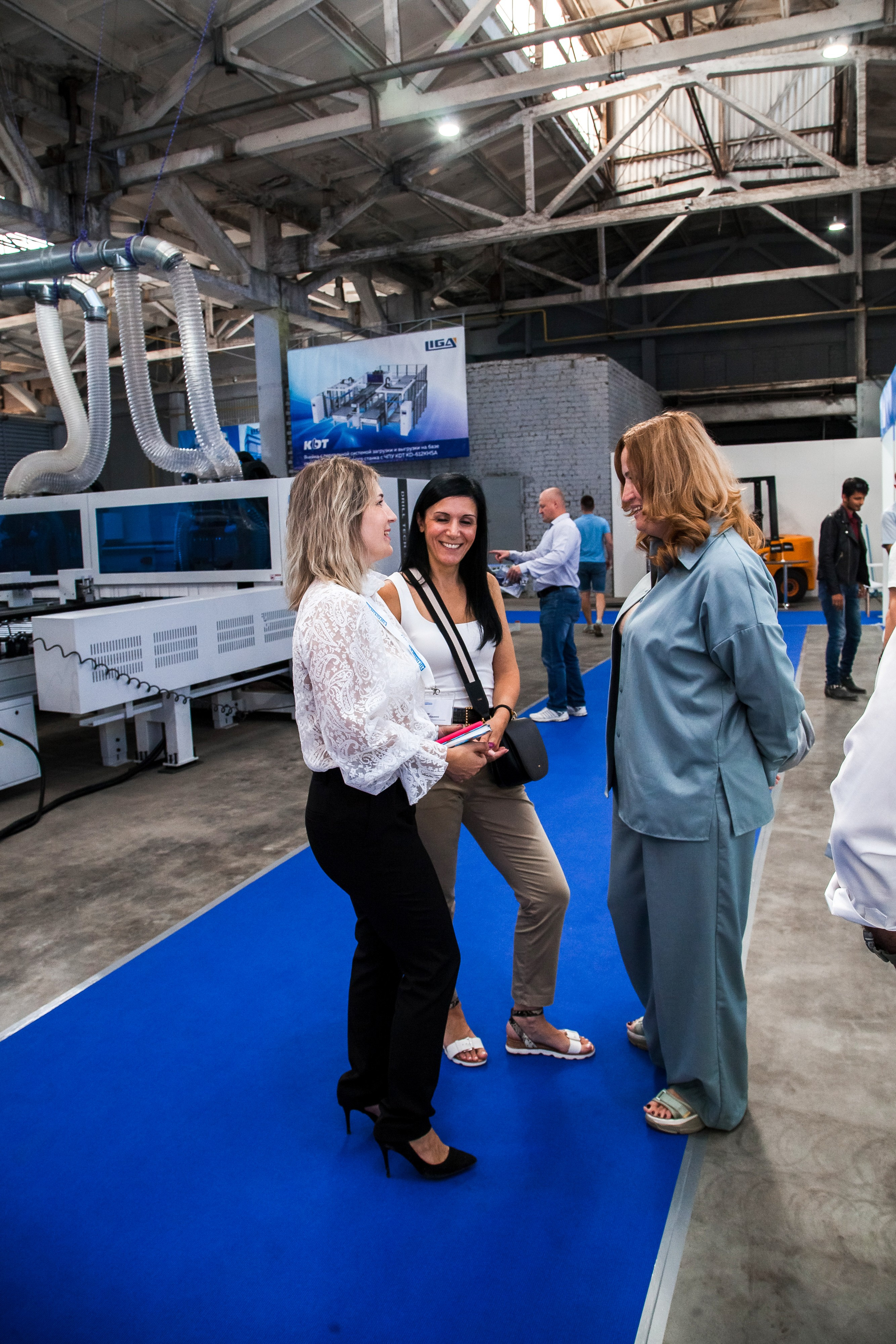 Выставка ТЕСТ-ДРАЙВ.МЕБЕЛЬНОЕ ПРОИЗВОДСТВО И ДЕРЕВООБРАБОТКА. БРЯНСК 2023. Портретный, семейный, свадебный фотограф в Брянске Маргарита Василькова