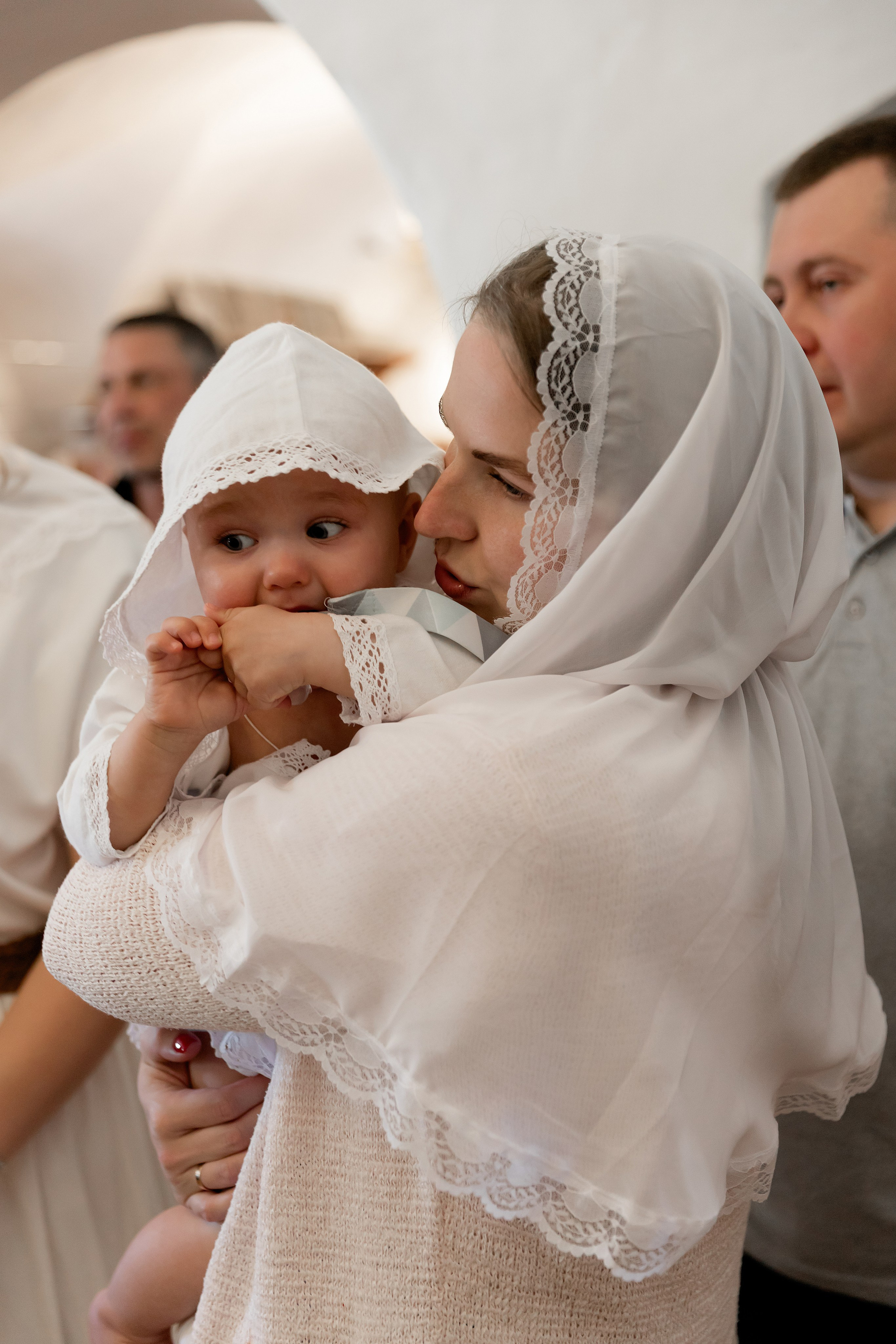 Крещение Мишки в Храме Воскресения Христова со Стадища. Свадебный фотограф в Пскове и Санкт-Петербурге | Анна Голикова