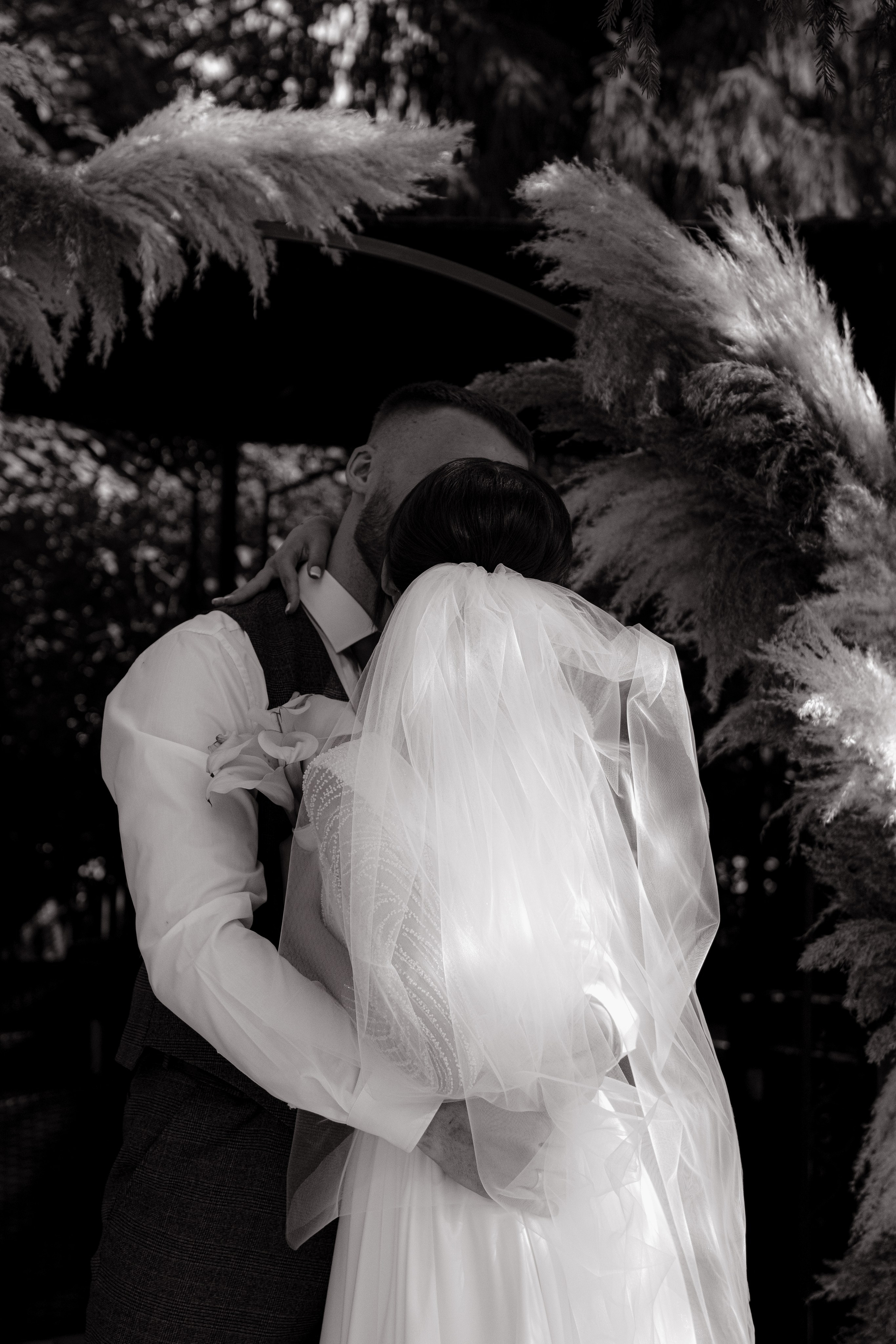 ELISHA | ALEXANDRA. Fashion Wedding Photographer Los Angeles Katrine Baklykova