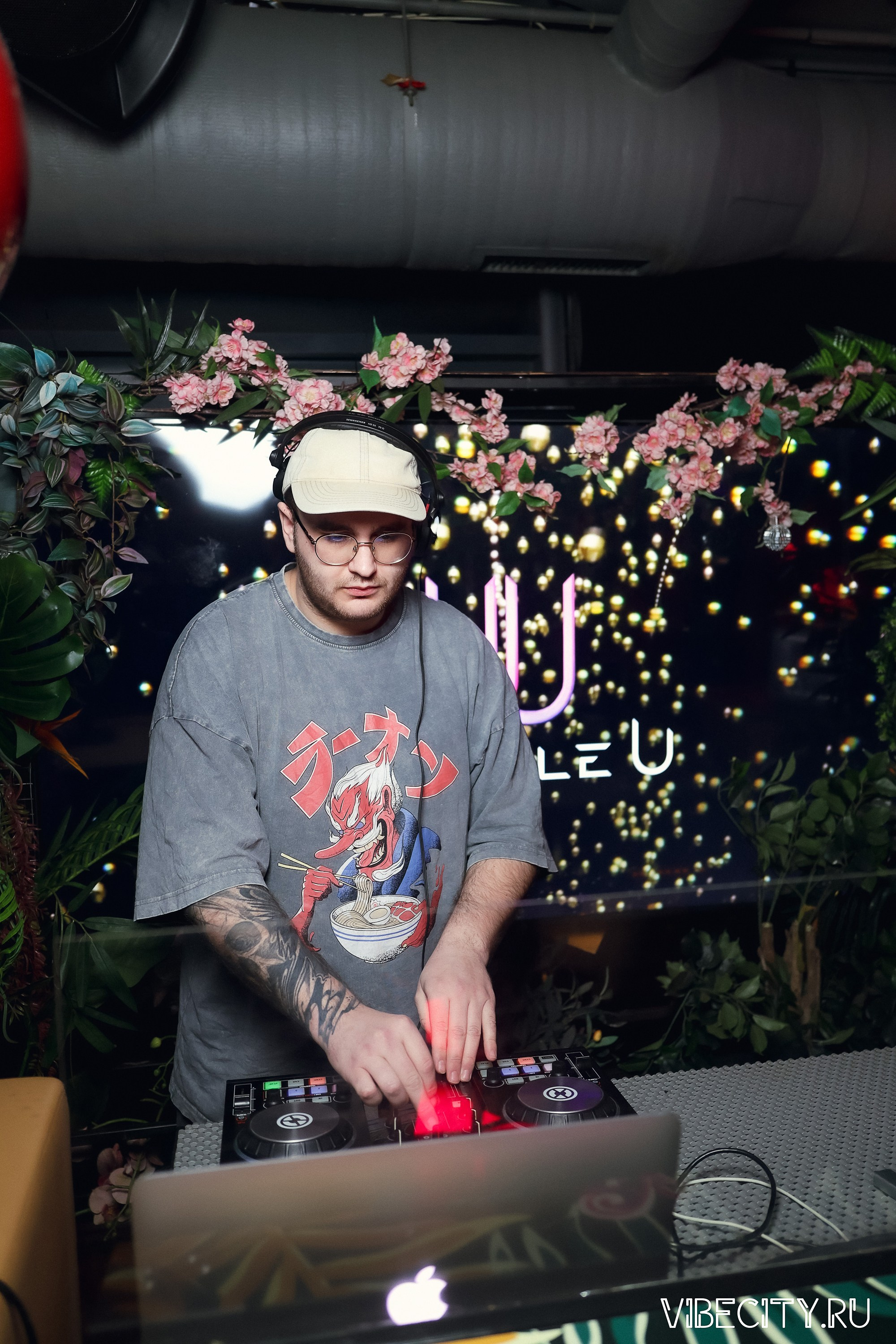 DOUBLE U. VIBECITY.RU Вайб Сити Ру Фоторепортажи Фотоотчеты Калининград