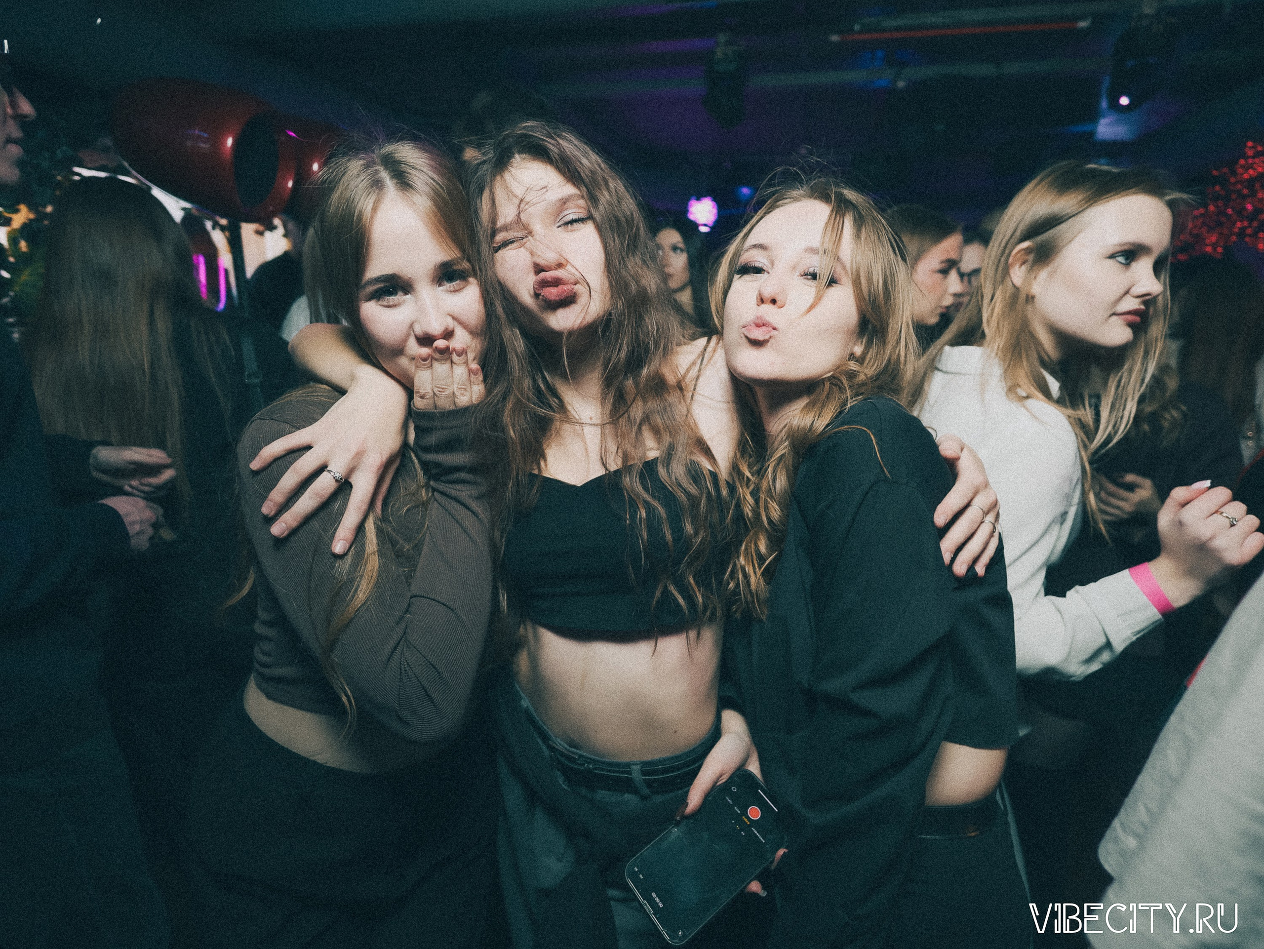 DOUBLE U. VIBECITY.RU Вайб Сити Ру Фоторепортажи Фотоотчеты Калининград