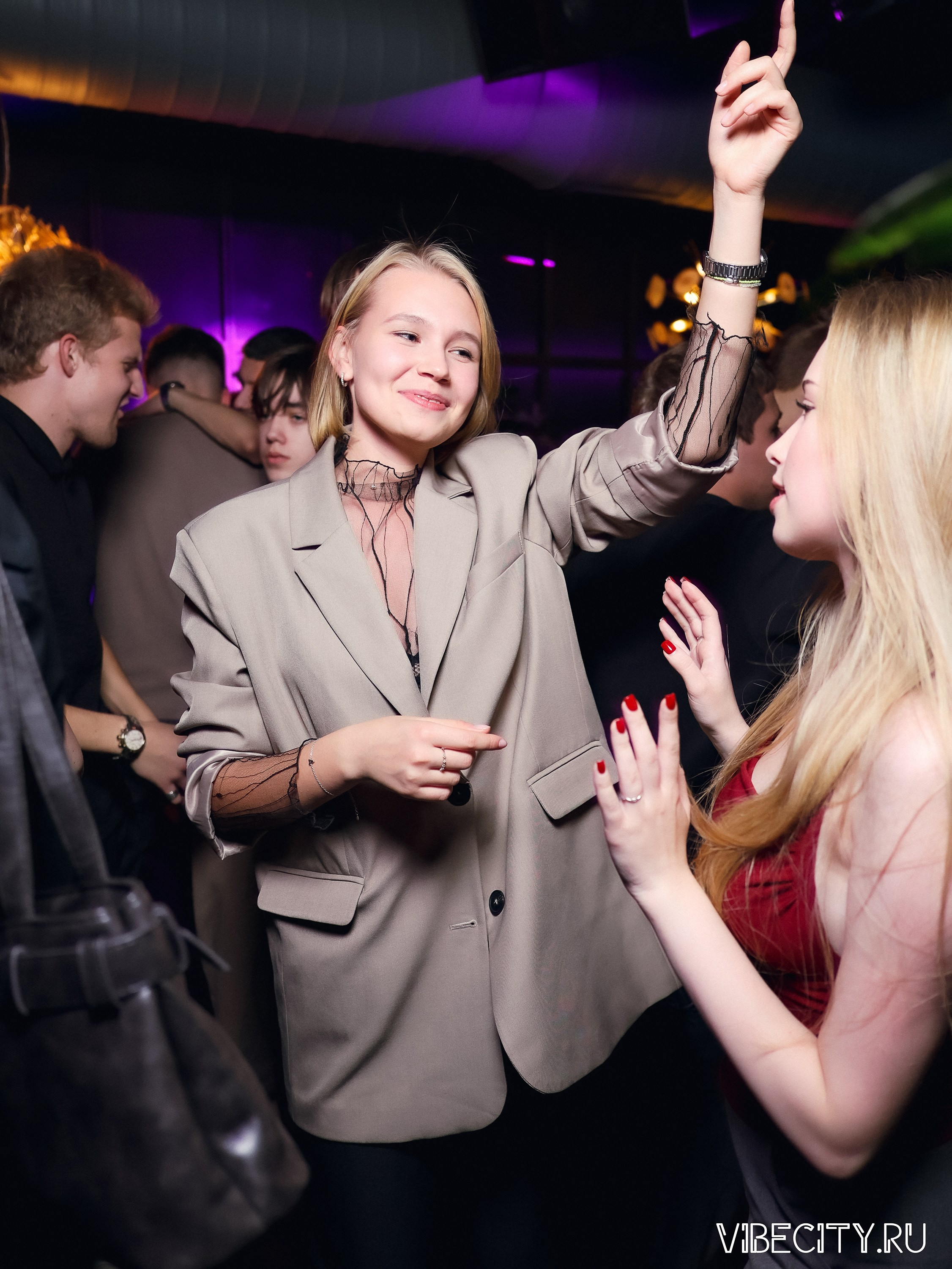 DOUBLE U. VIBECITY.RU Вайб Сити Ру Фоторепортажи Фотоотчеты Калининград