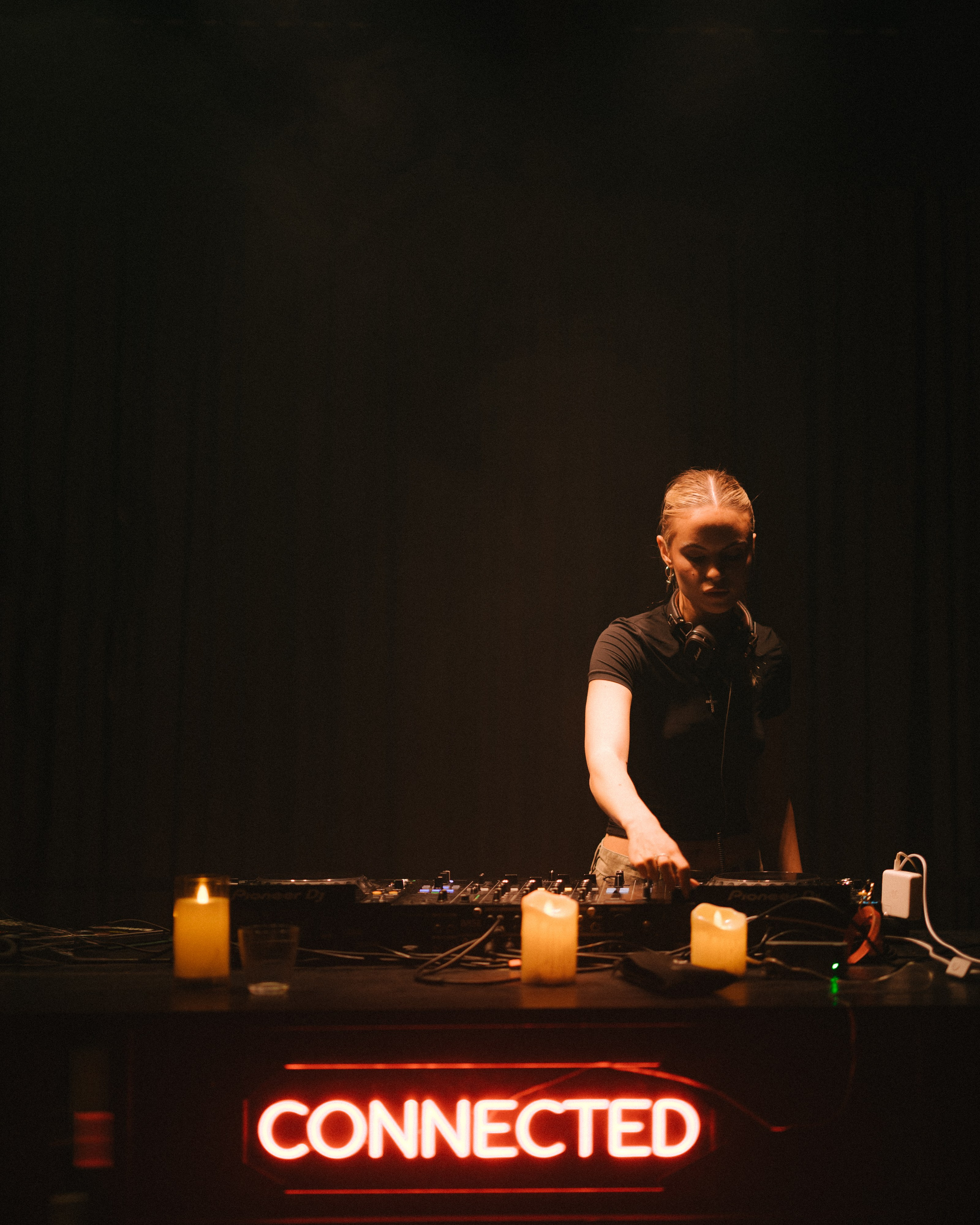 Connected sessions #1 ph by @Johnny_2d / at.оригинал. TENZO | Creative Producer / Art Director