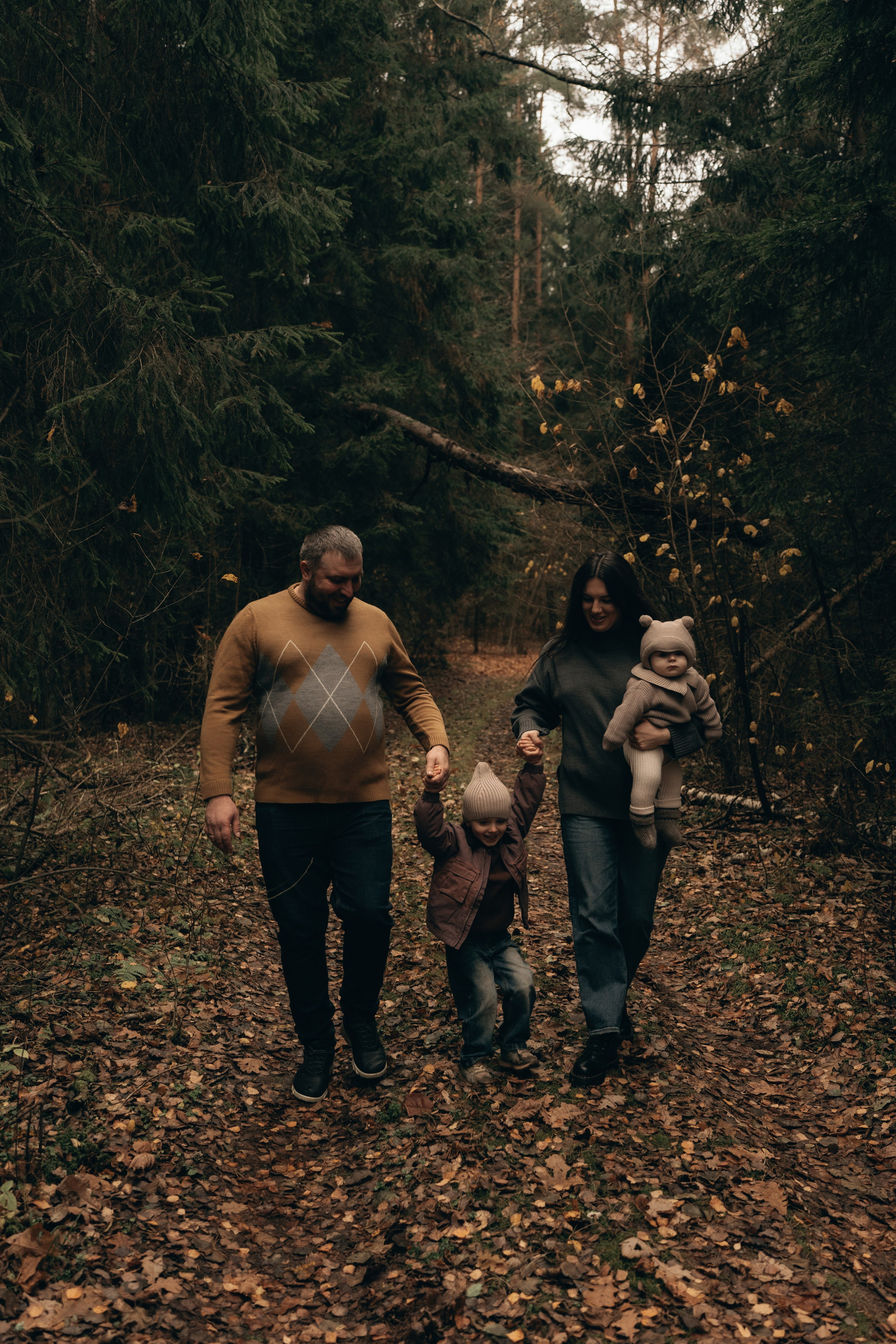 Осенняя семейная фотосессия. Ваш семейный фотограф в Минске — Вика Трегубова