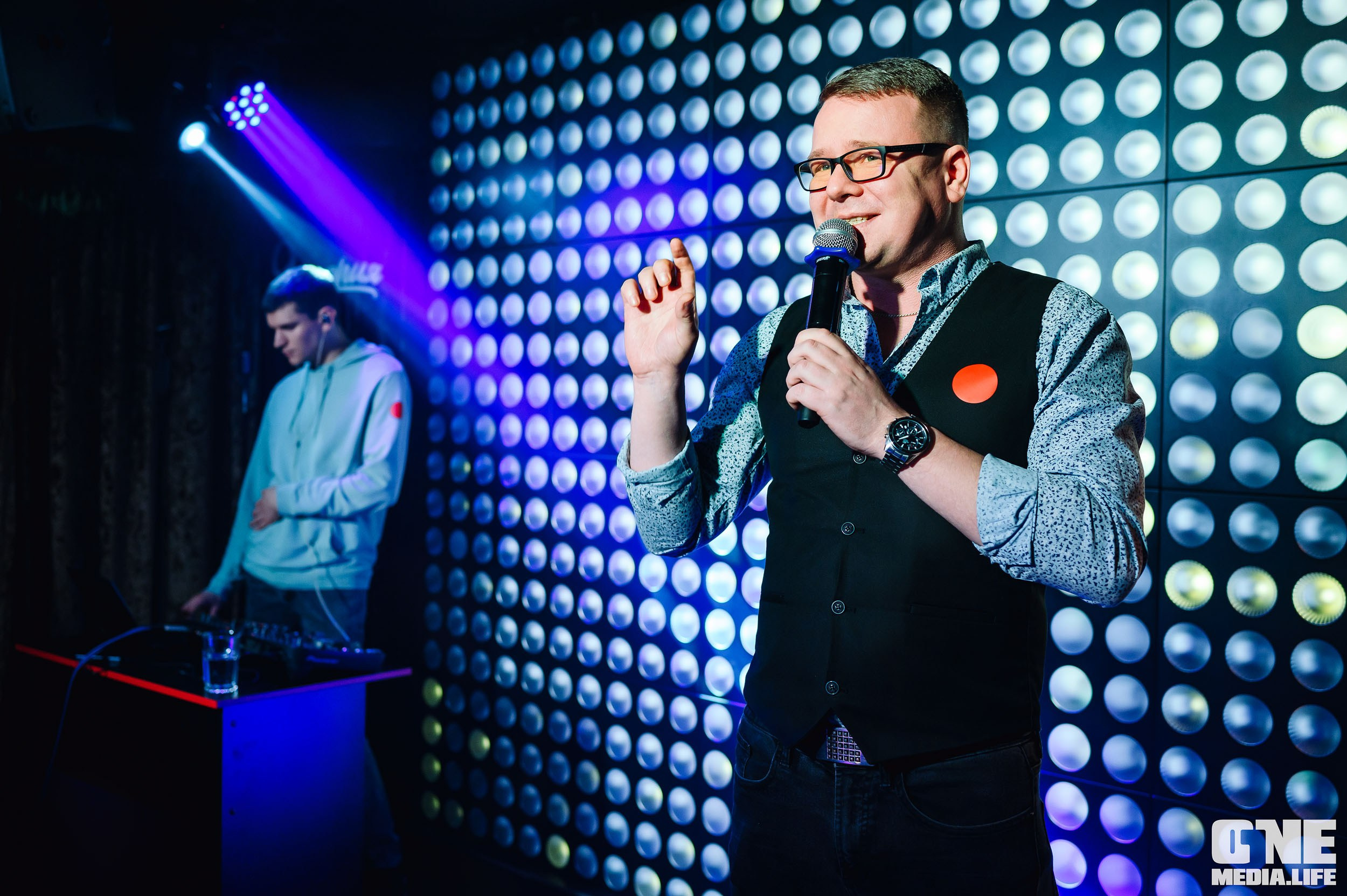 Фоторепортаж из караоке-клуба Эйфория. One Media Life: фоторепортажи, фотоотчеты с мероприятий и заведений