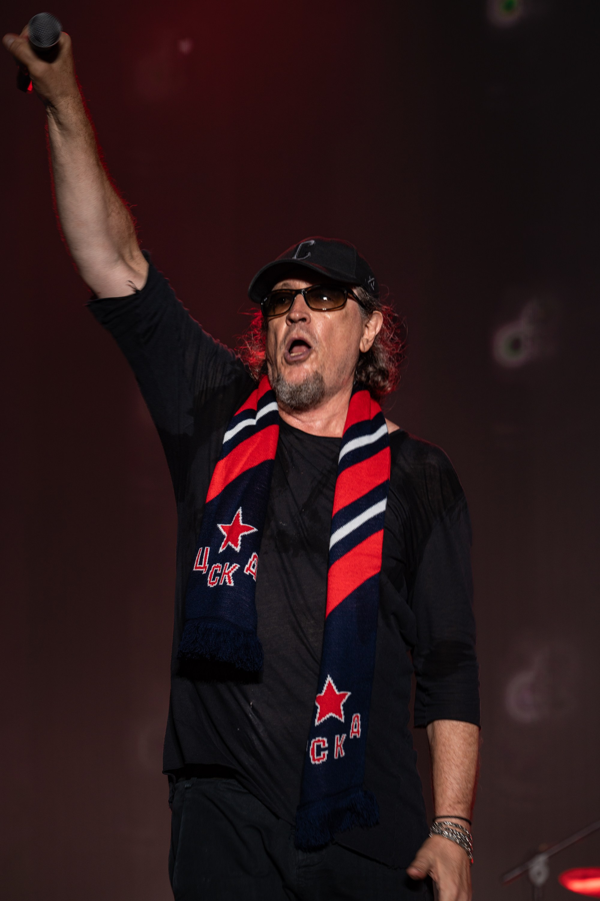 Группа Серьга и Сергей Галанин на ЦСКА ФЕСТ 2024. Сайт Алматинского НЮ АРТ, будуар и фэшн фотографа Дениса Карпенко