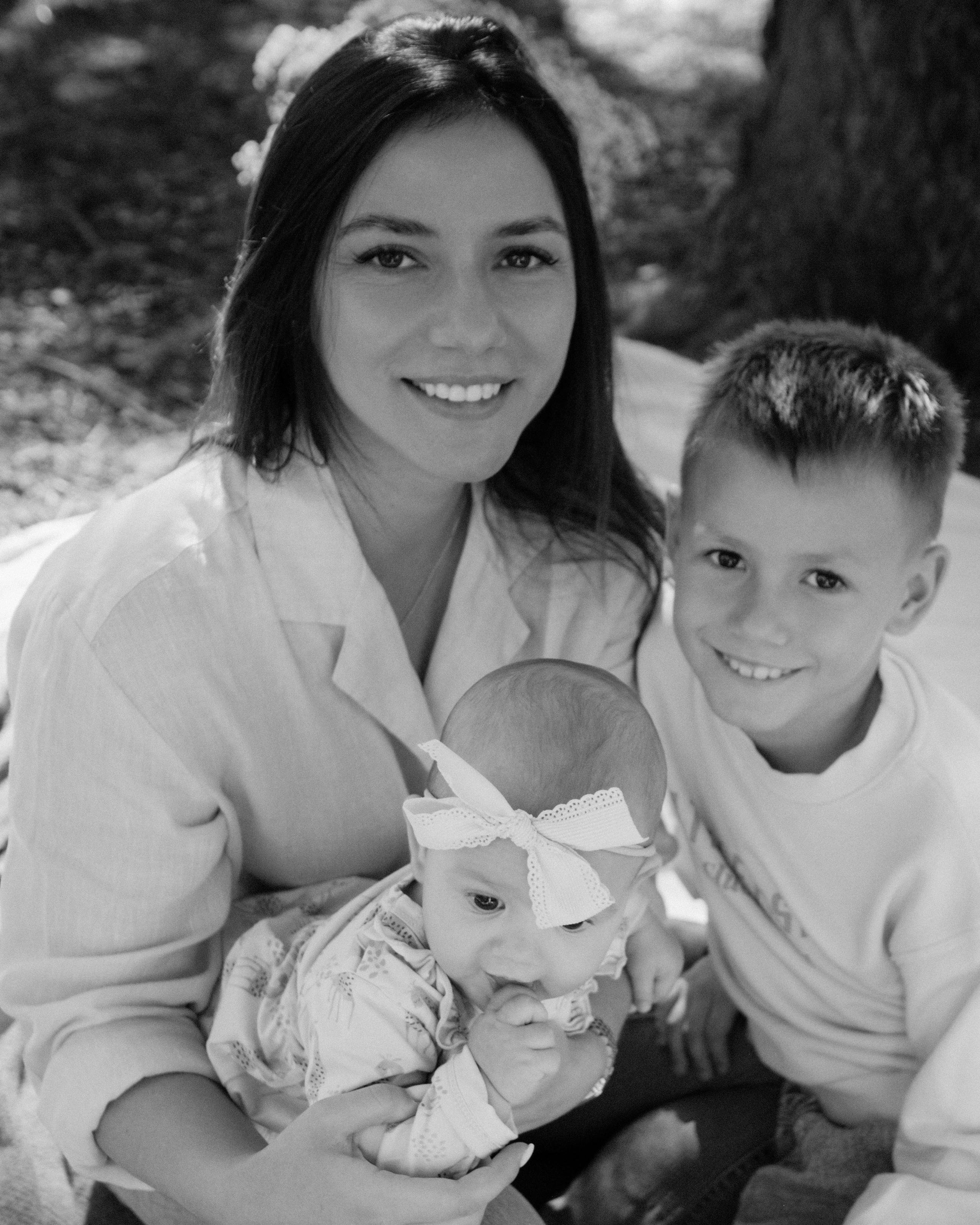 Family Photoday. Portrait photographer Olga Prokopova based in Budapest
