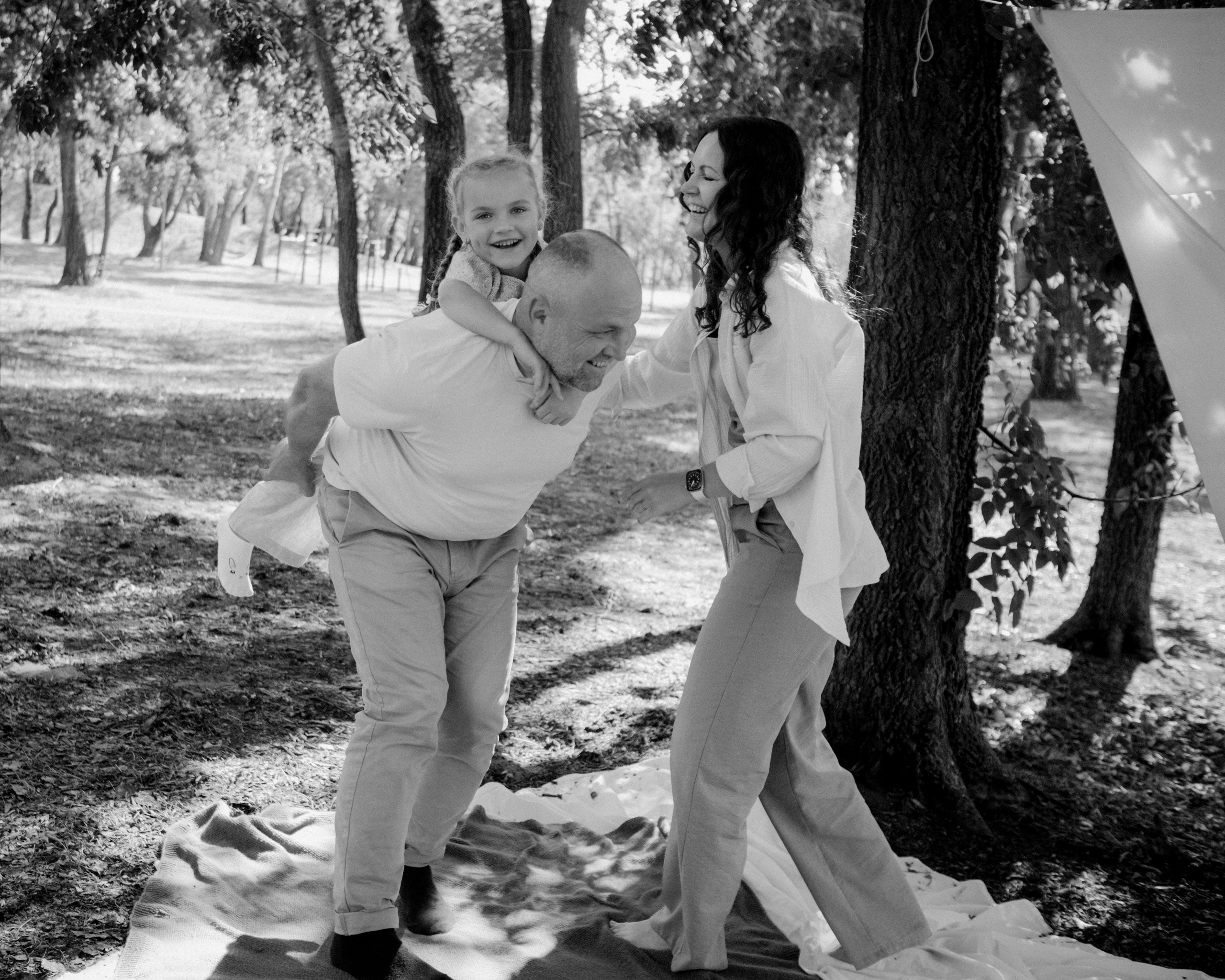 Family Photoday. Portrait photographer Olga Prokopova based in Budapest