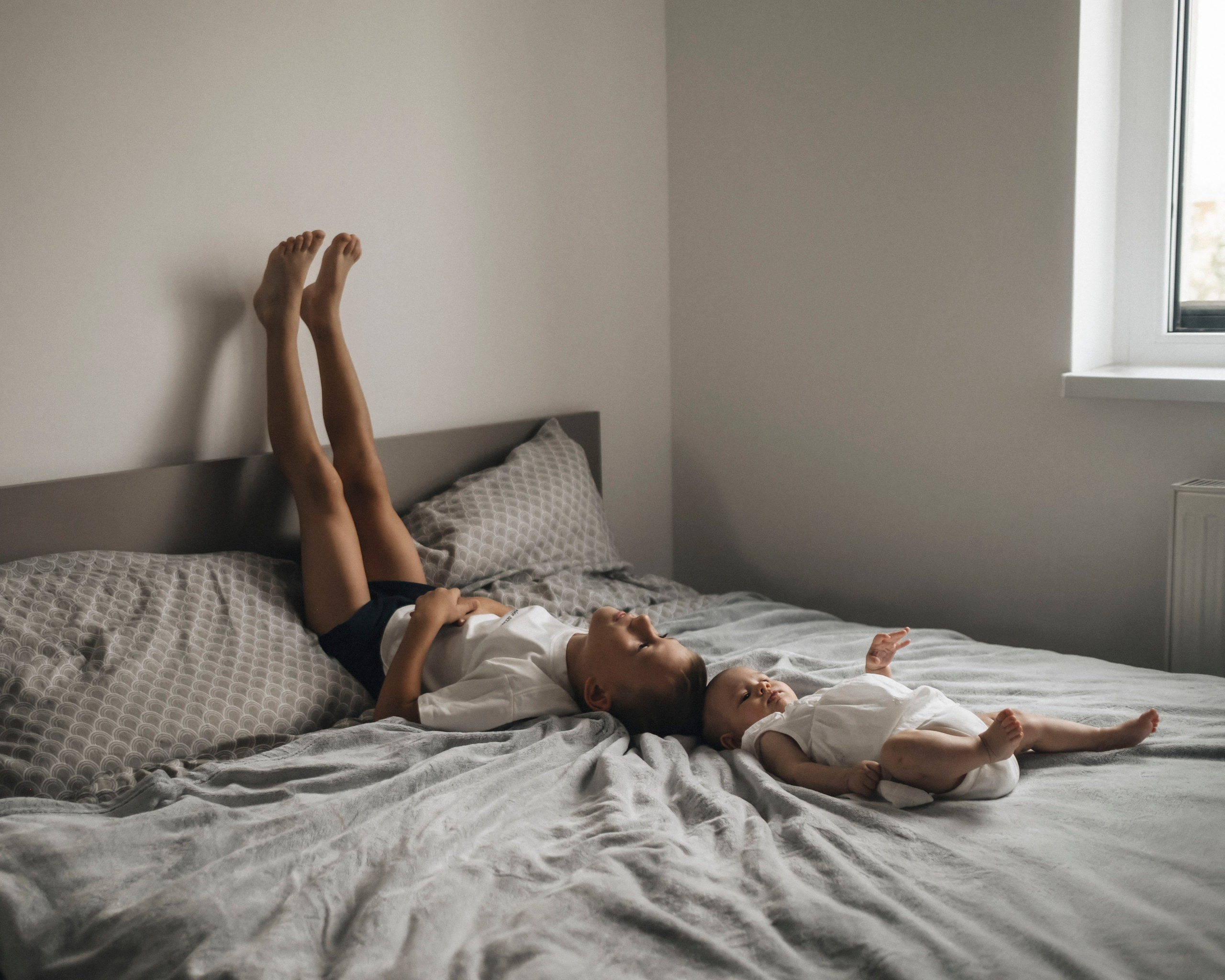 Marina. Home family photoshoot. Portrait photographer Olga Prokopova based in Budapest