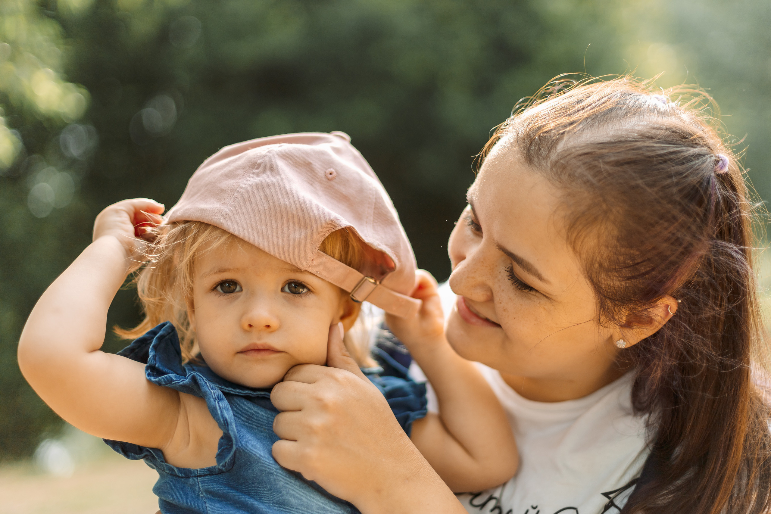 Мама и дочка прогулка в Наташинских прудах. Семейный Фотограф в Москве Евгения Симоненко