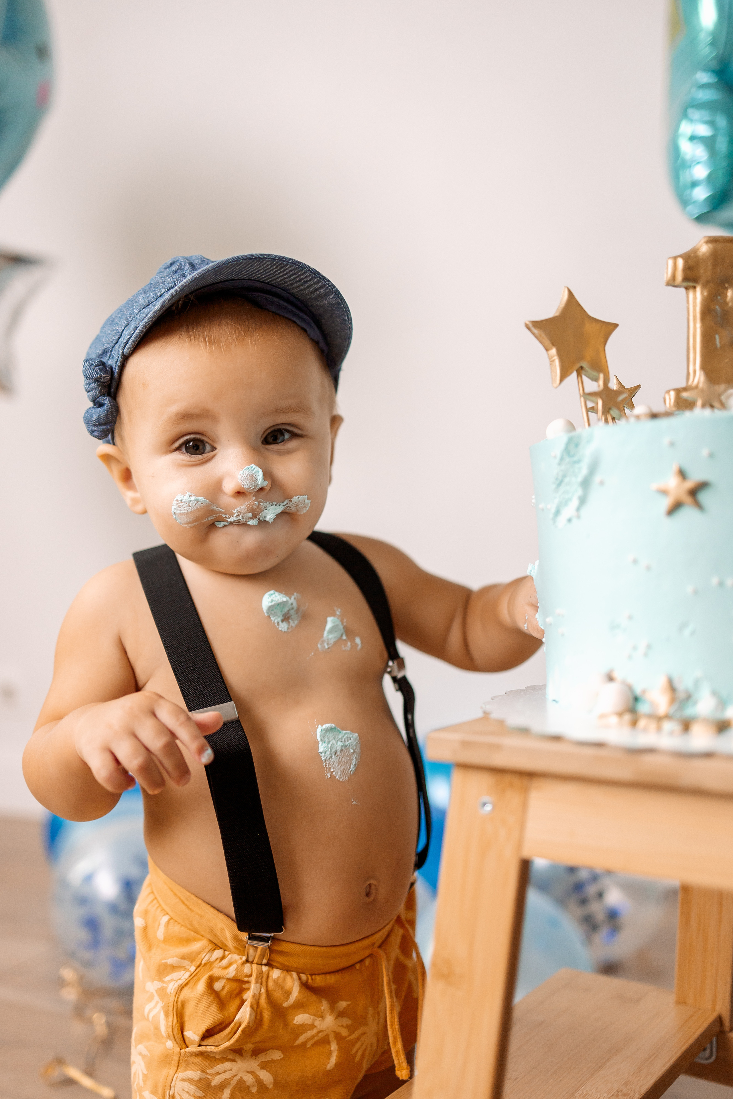 Первый тортик. Семейный Фотограф в Москве Евгения Симоненко