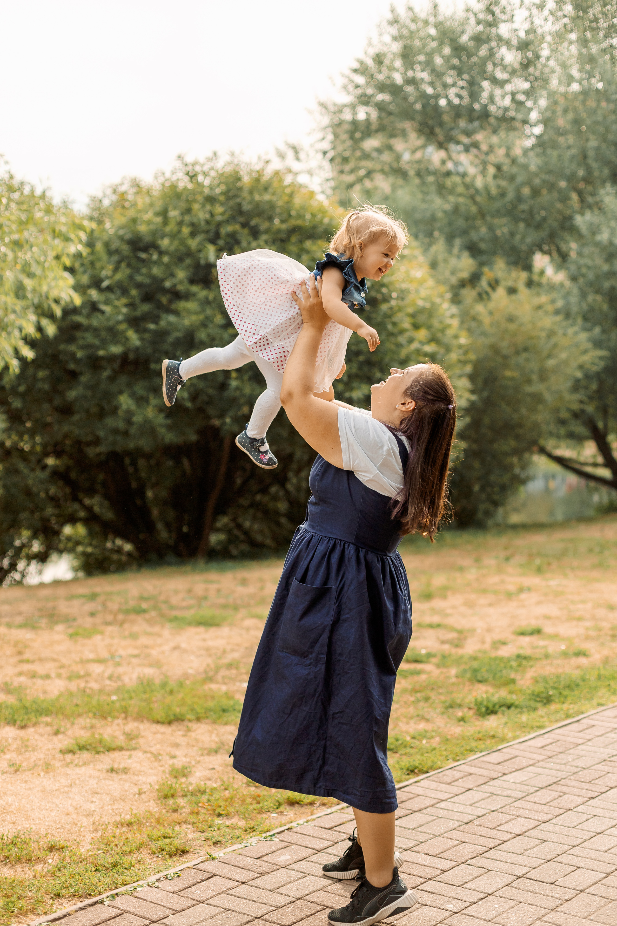 Мама с дочкой