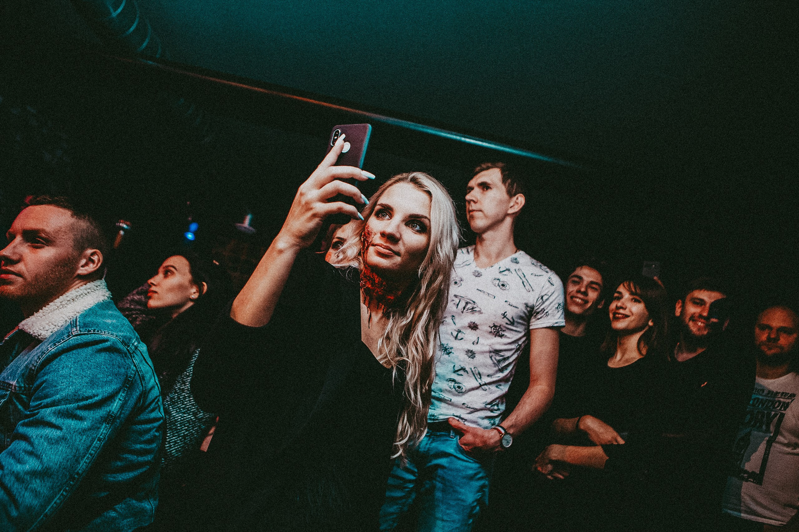 Съёмка в Comics Lounge Bar. Фотограф в городе Самара Александр Гераськин