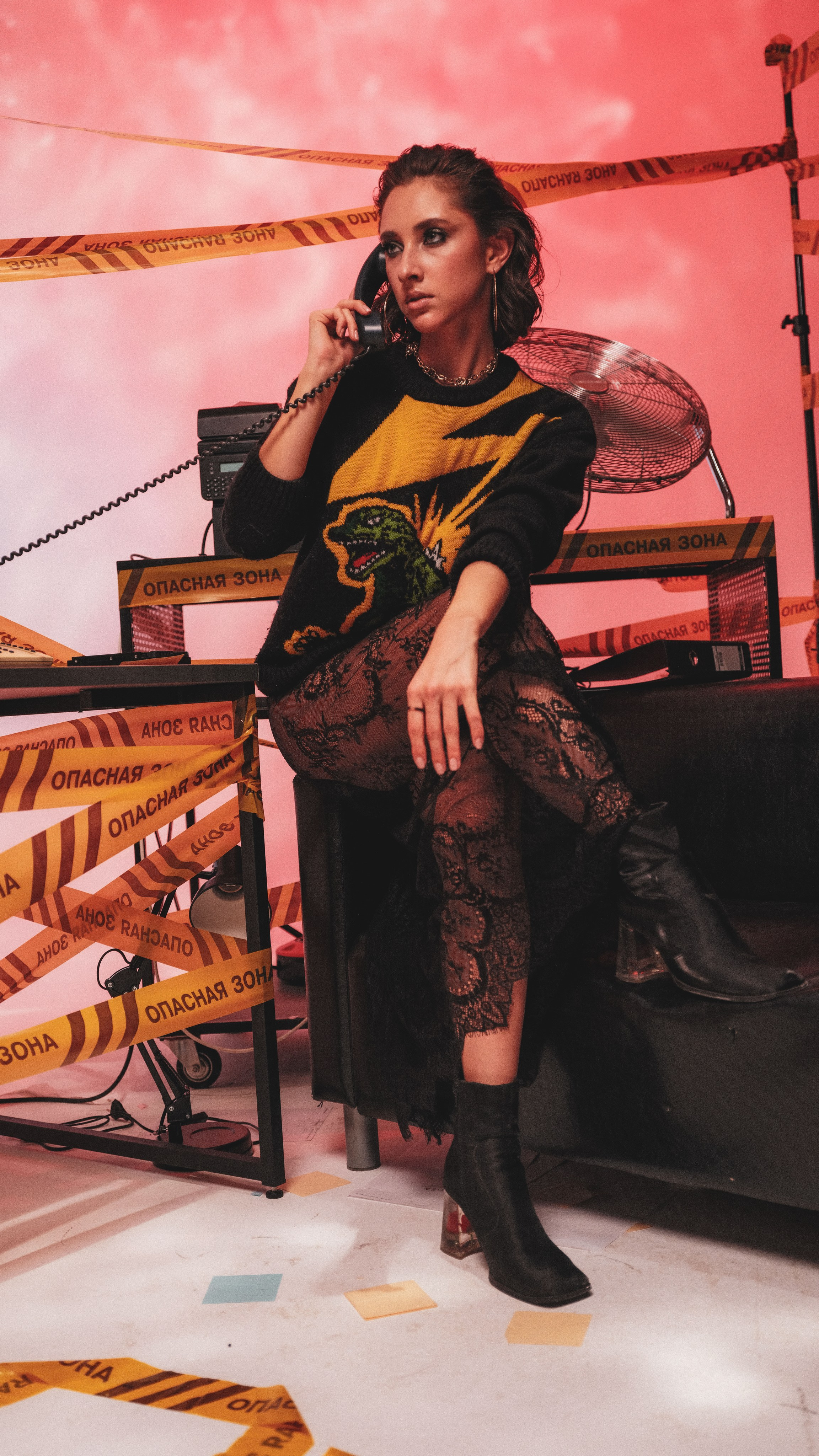 Mod Y — Dangerous office. Frankstidda — photographer