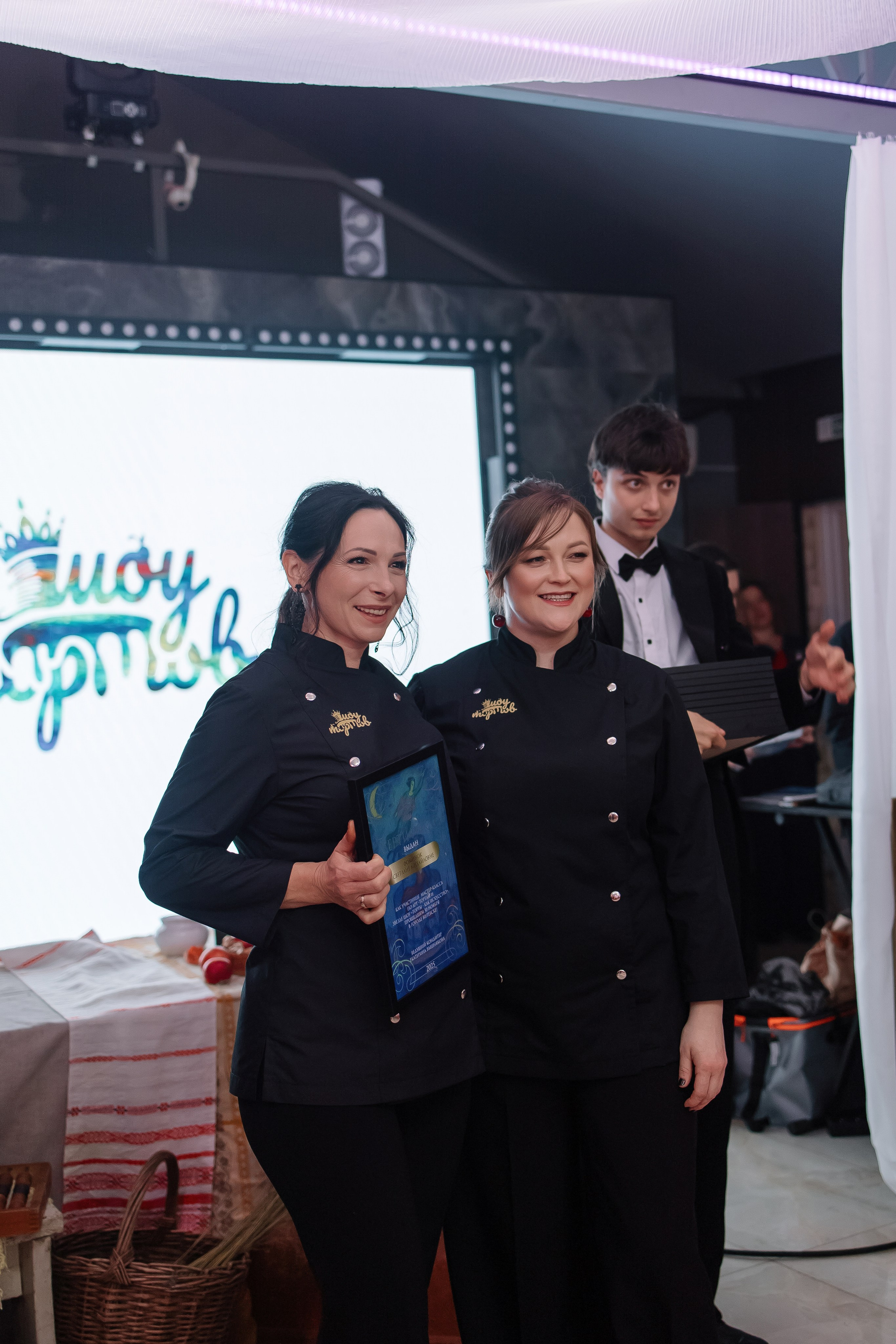 Шоу тортов 2. Свадебный фотограф