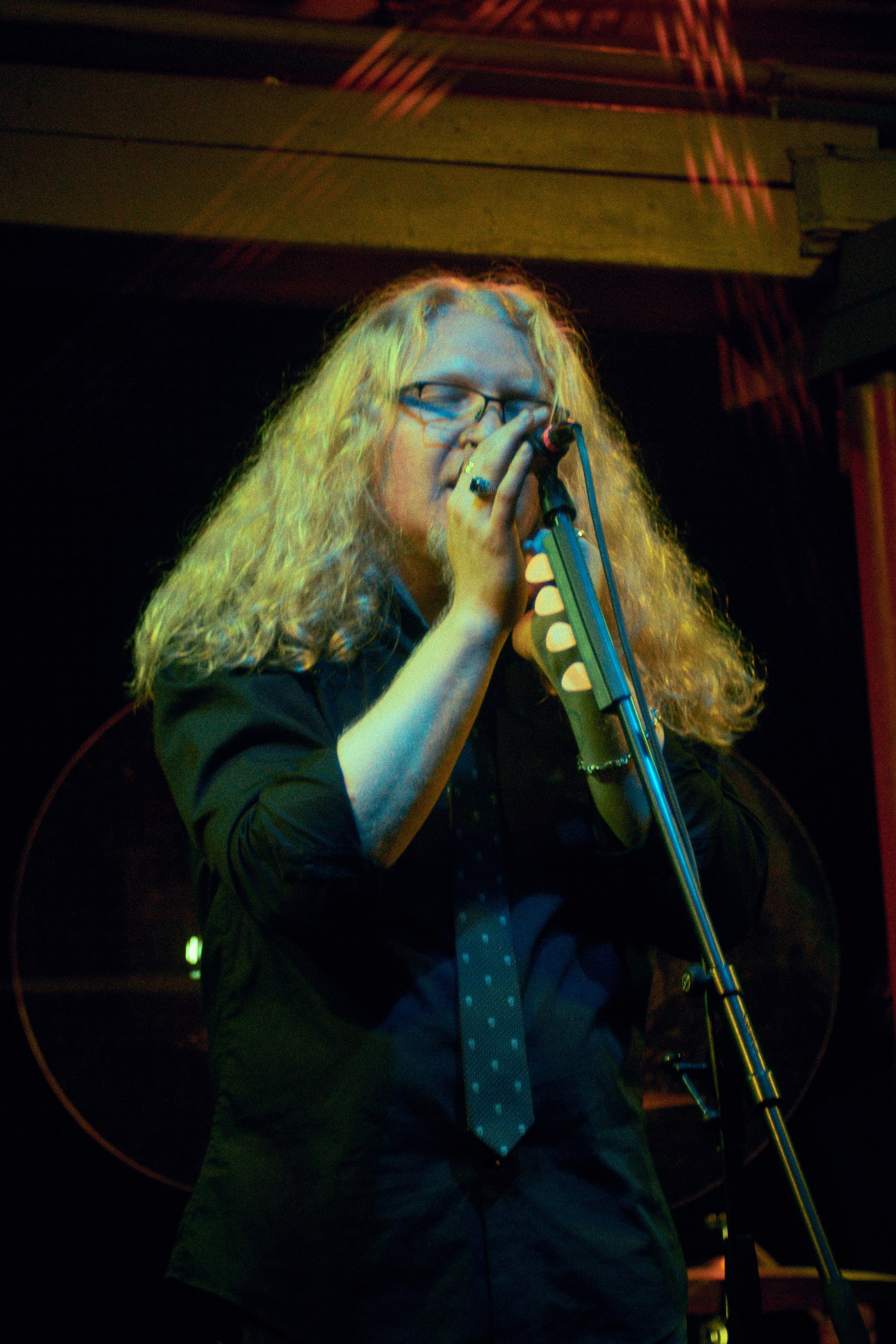 ГОЛОВА МУЭССЫ — КОНЦЕРТ 18-10-2025 В КИТАЙСКОМ ЛЕТЧИКЕ. Фотография для артистов