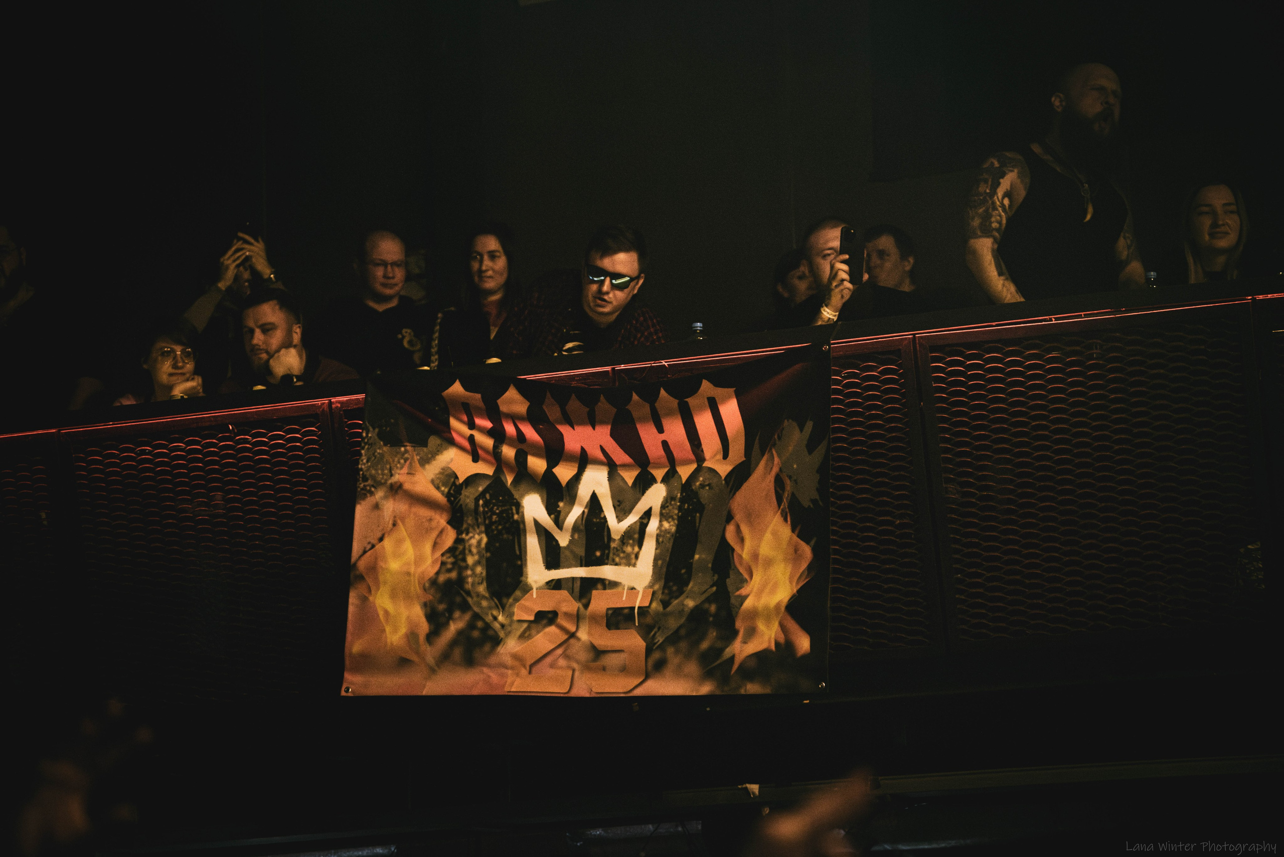 7000$ (25 января 2025 года, Москва, клуб Урбан). Фотограф Светлана Блинова, Москва и Московская область