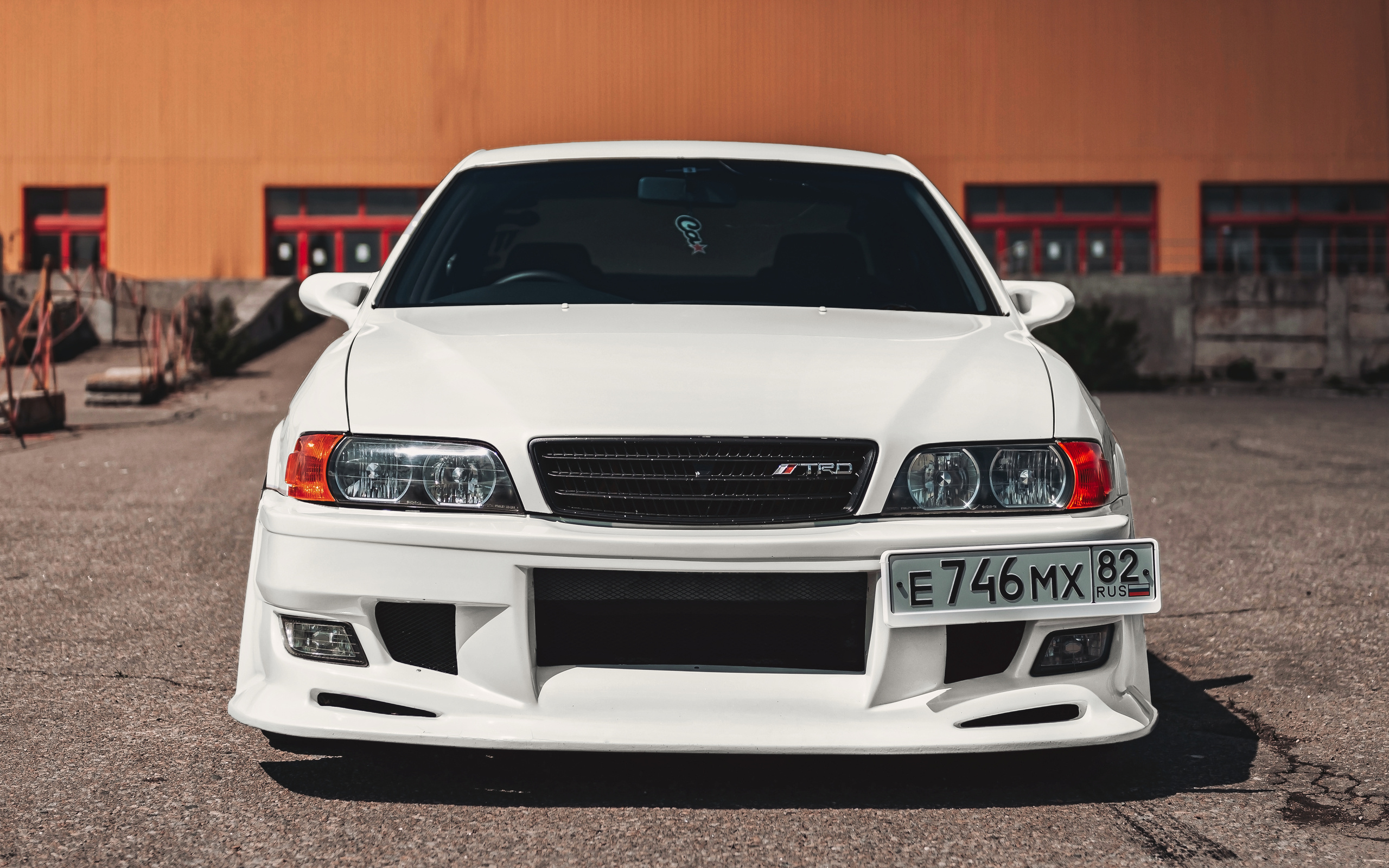 Автомобильная съёмка. Свадебный фотограф в Крыму Александр Богомазов