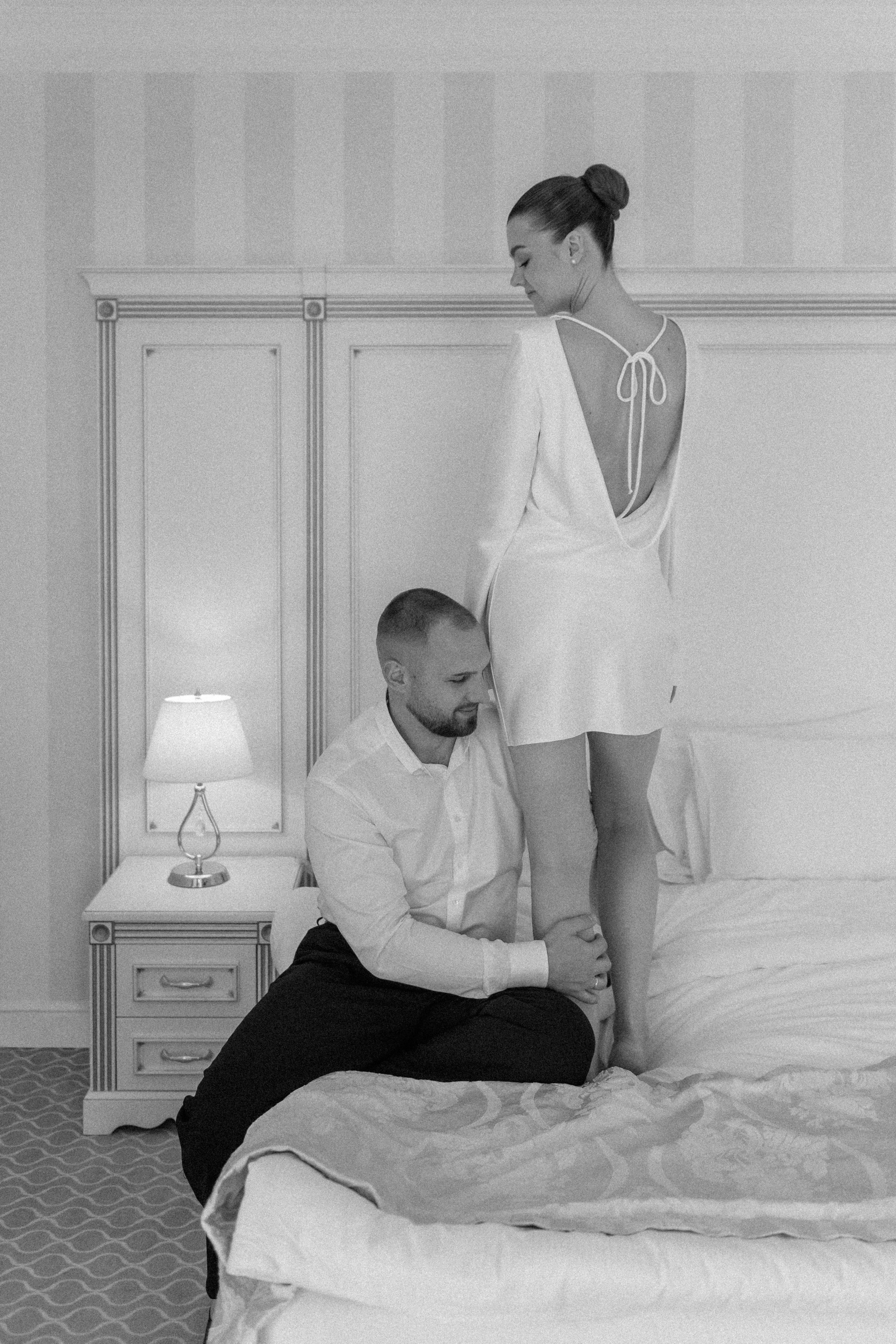 Wedding day in VERSAL PARK. Wedding PHOTOGRAPHER Andrew Vnukov