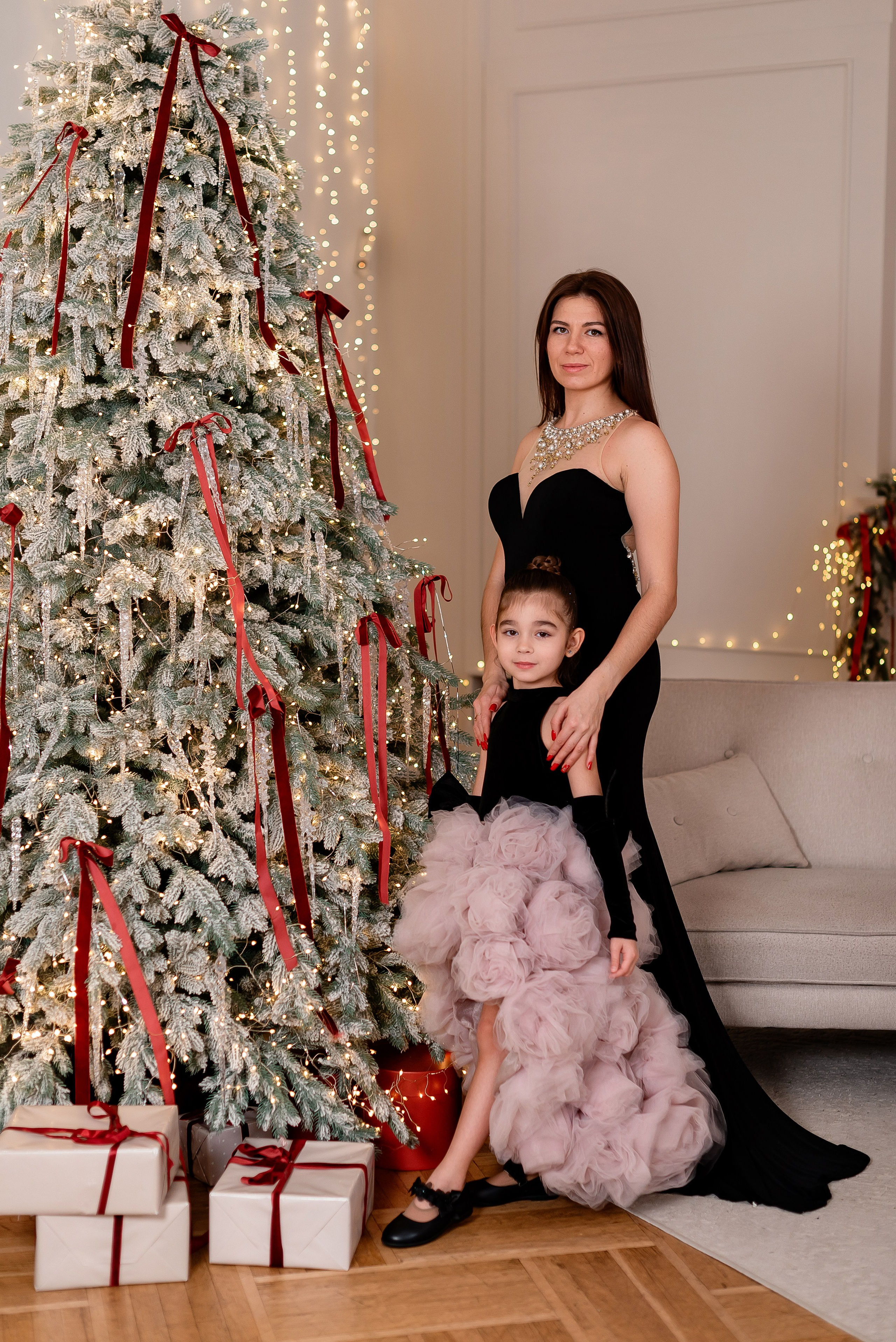 Юля и Варя Новогодняя. Фотограф Татьяна Иванчикова