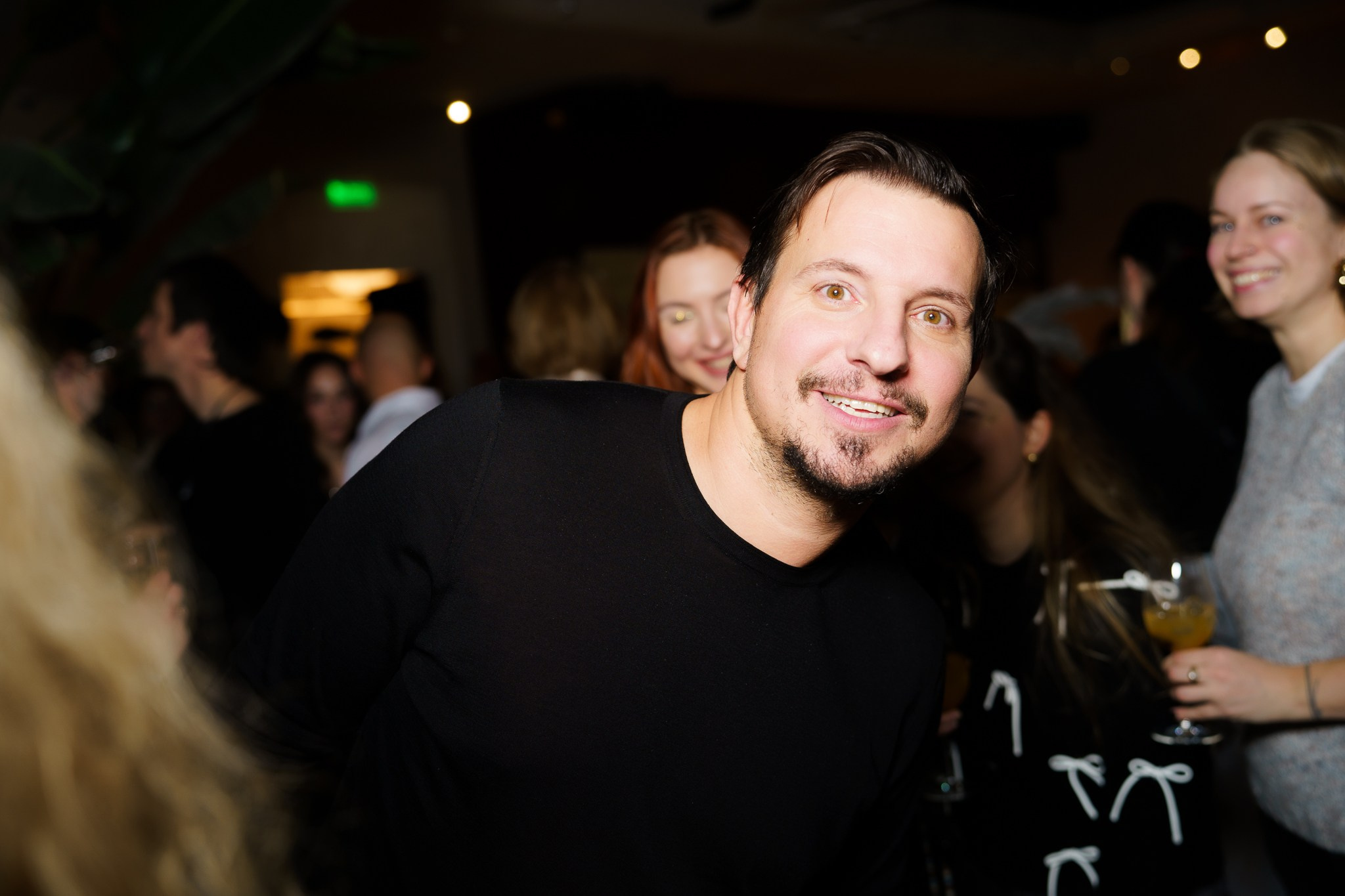 Традиционная золотая вечеринка INTERIOR+DESIGN, приуроченная к выходу главного номера года Gold Edition 2024. Фотограф Василий Буланов