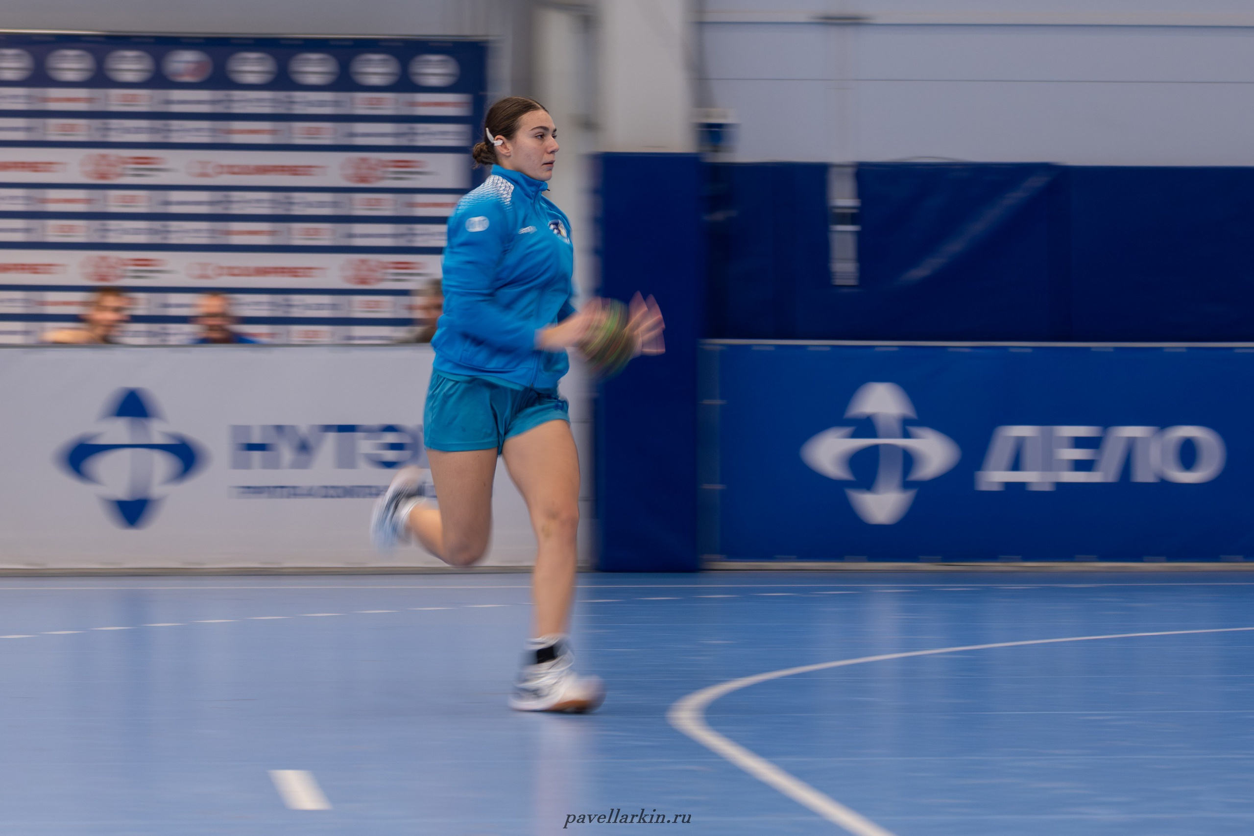 Гандбол. Черноморочка-2 — Университет-2. Спортивный фотограф, фотожурналист Павел Ларькин