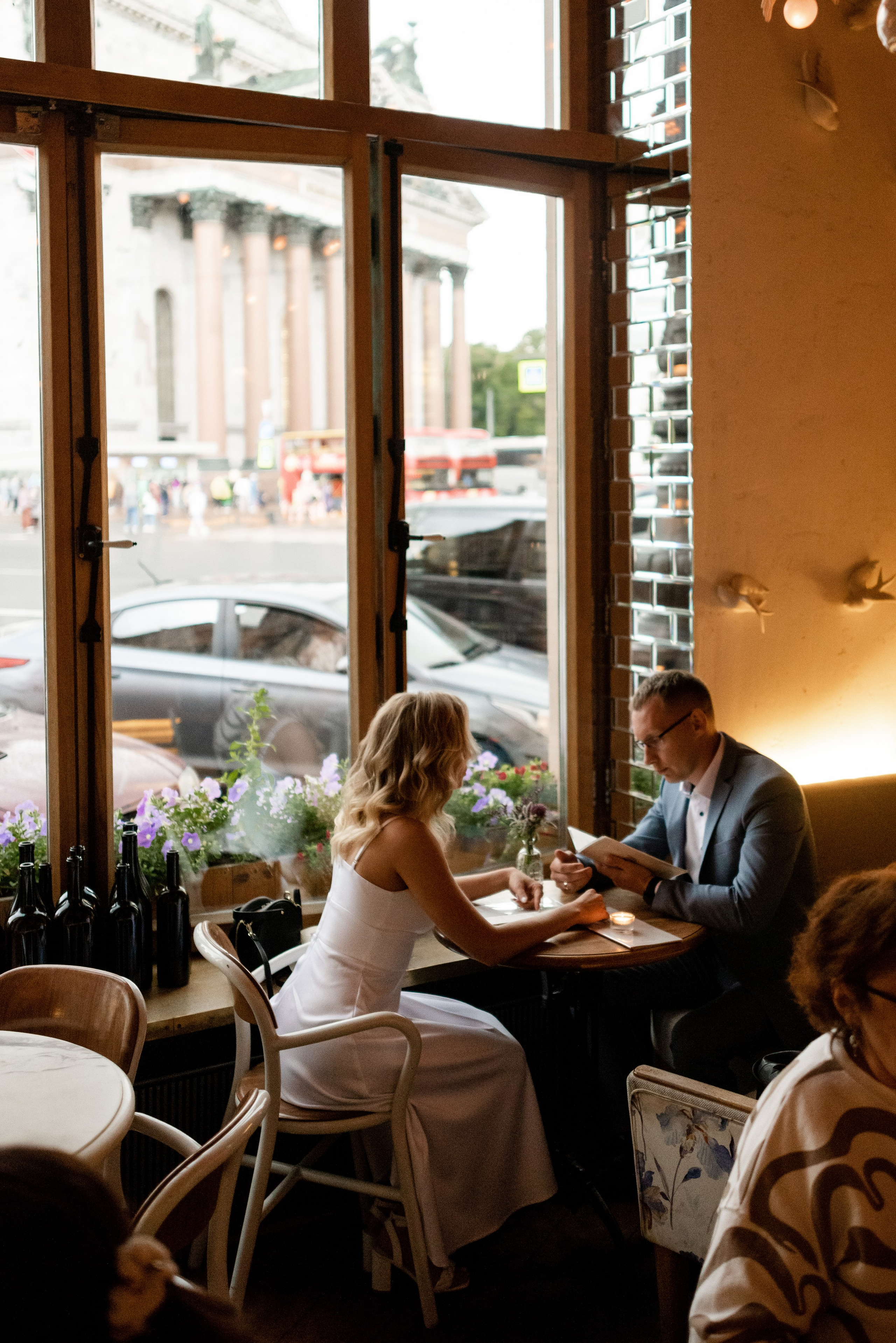 Крытые локации для свадебной фотосессии в Санкт-Петербруге. Свадебный и семейный фотограф в СПб Валерия Фомичева