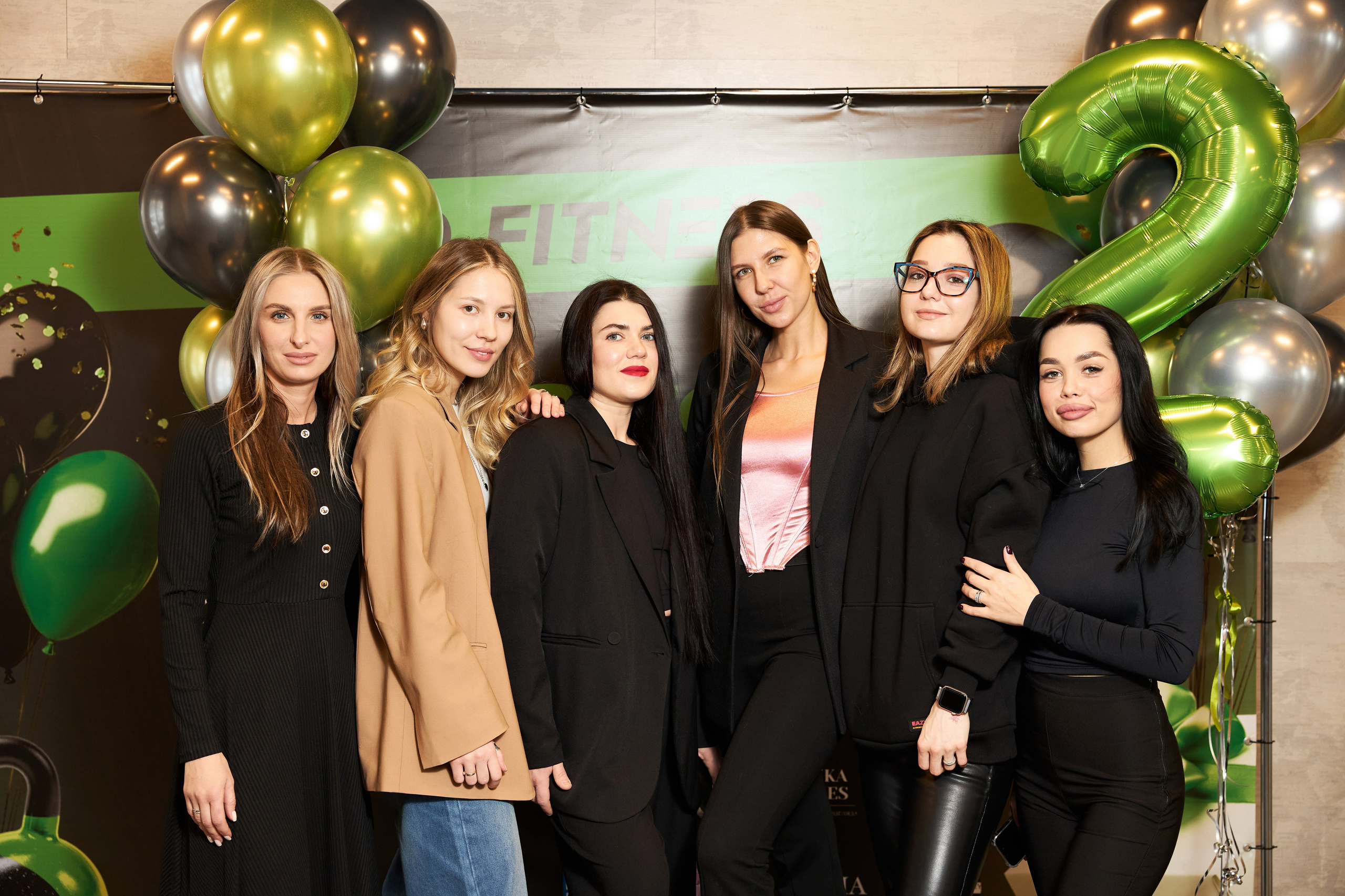 SQ — ФИТНЕС. 2 ГОДА. Фотограф Липецк. Фотограф в Липецке Татьяна Минаева. Портретный фотограф Липецк. Свадебный фотограф Липецк. Бизнес фотограф Липецк