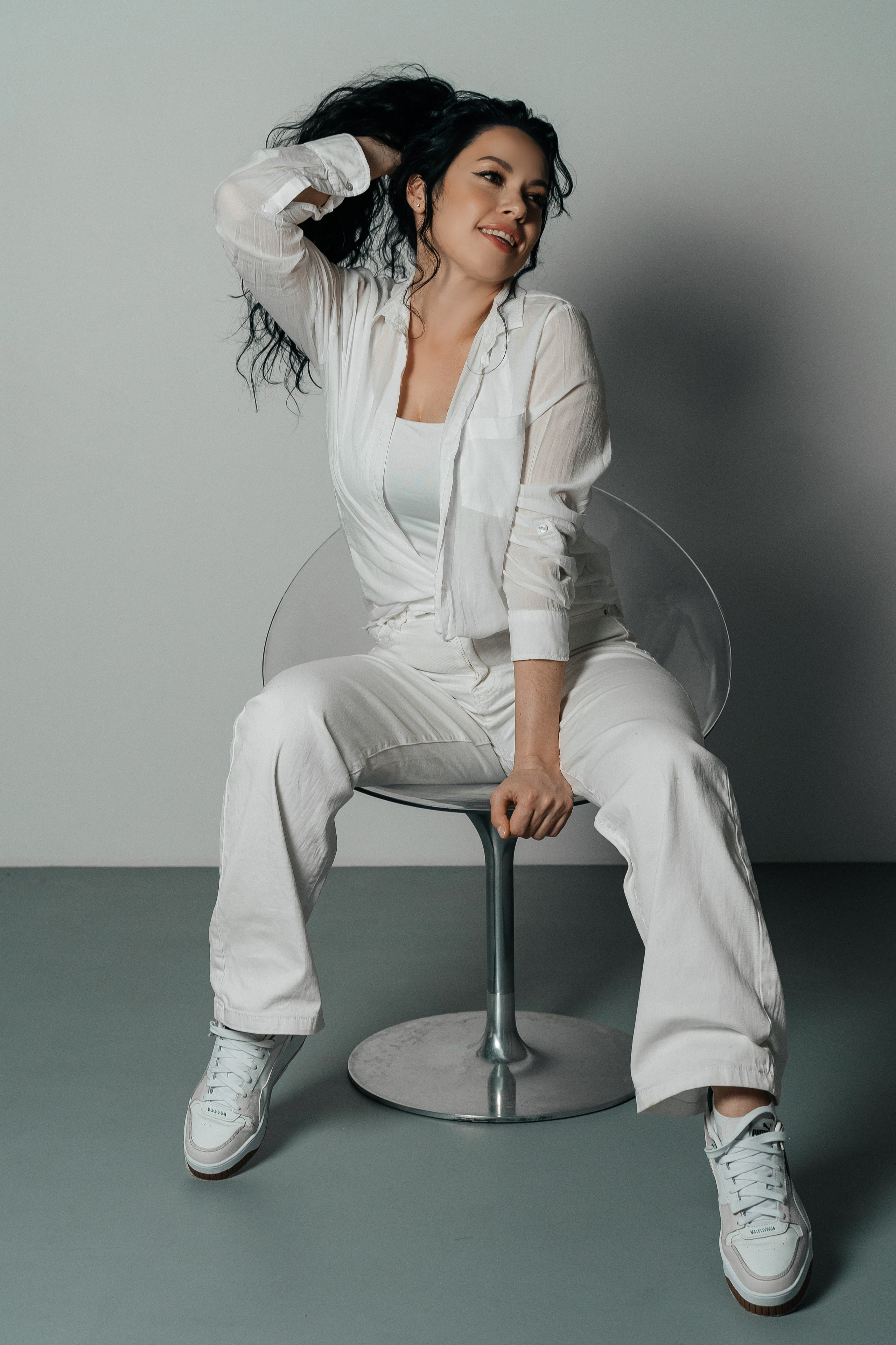 Съемки в интерьере студий. Виктория Алпеева — фотограф по любви