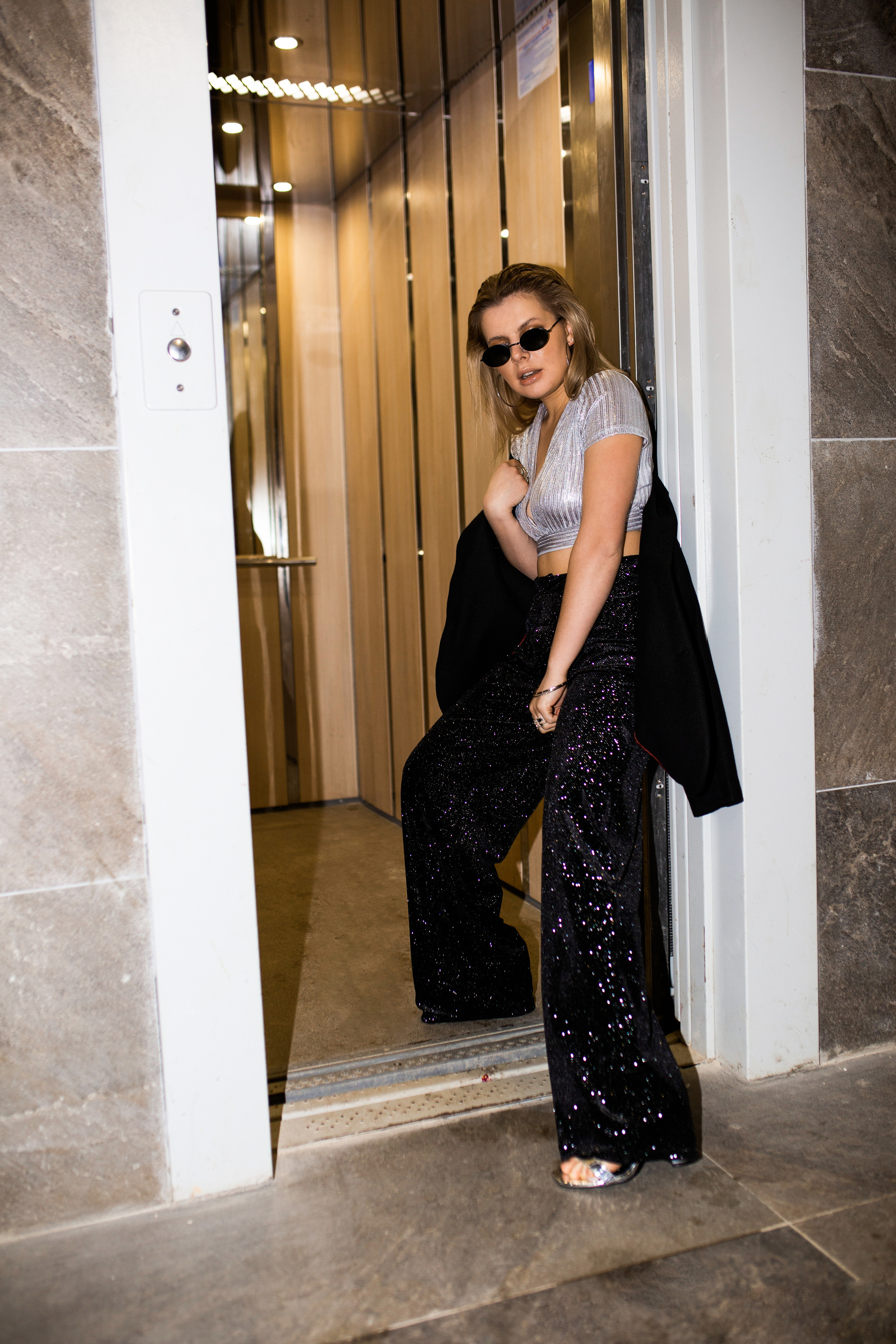 Лифт. Фотограф Смоленск Дина Петровская