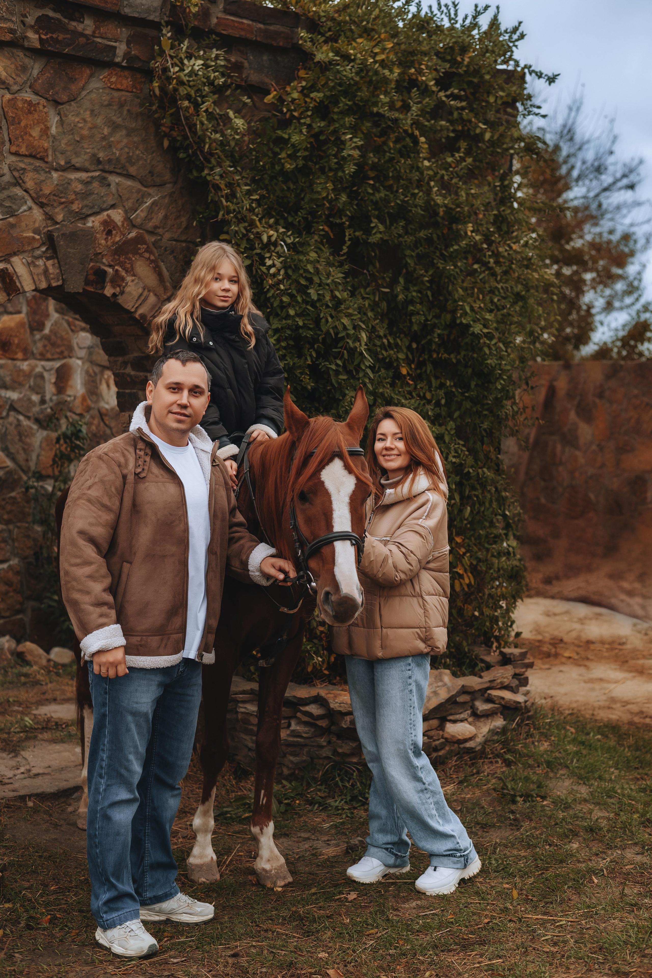 Осенняя фотосессия с лошадью. Семейный и детский фотограф Кущ Наташа