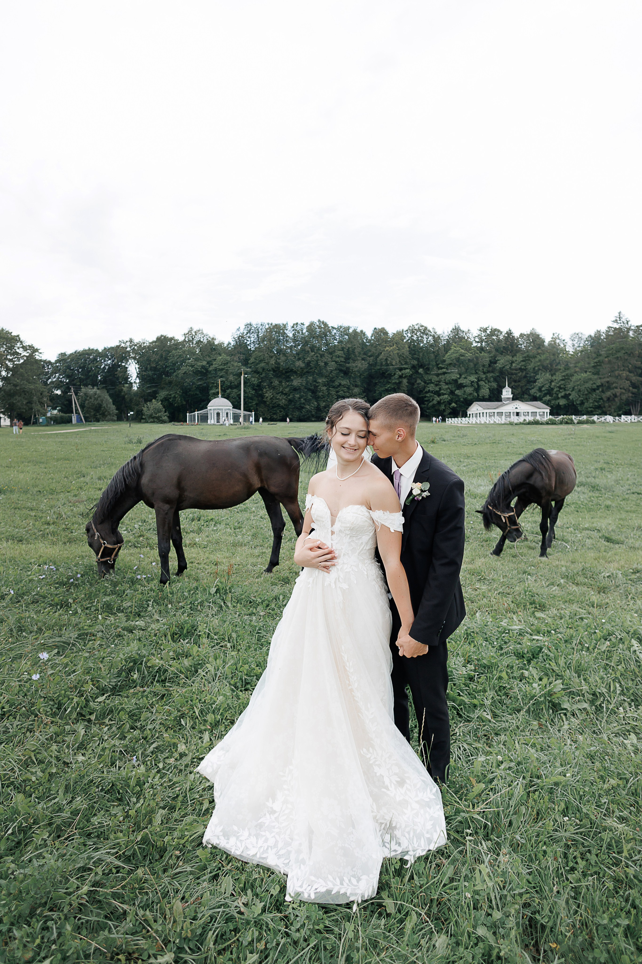 Анонсы свадебных фотосессий в Твери. Свадебный и семейный фотограф в Твери и Тверской области