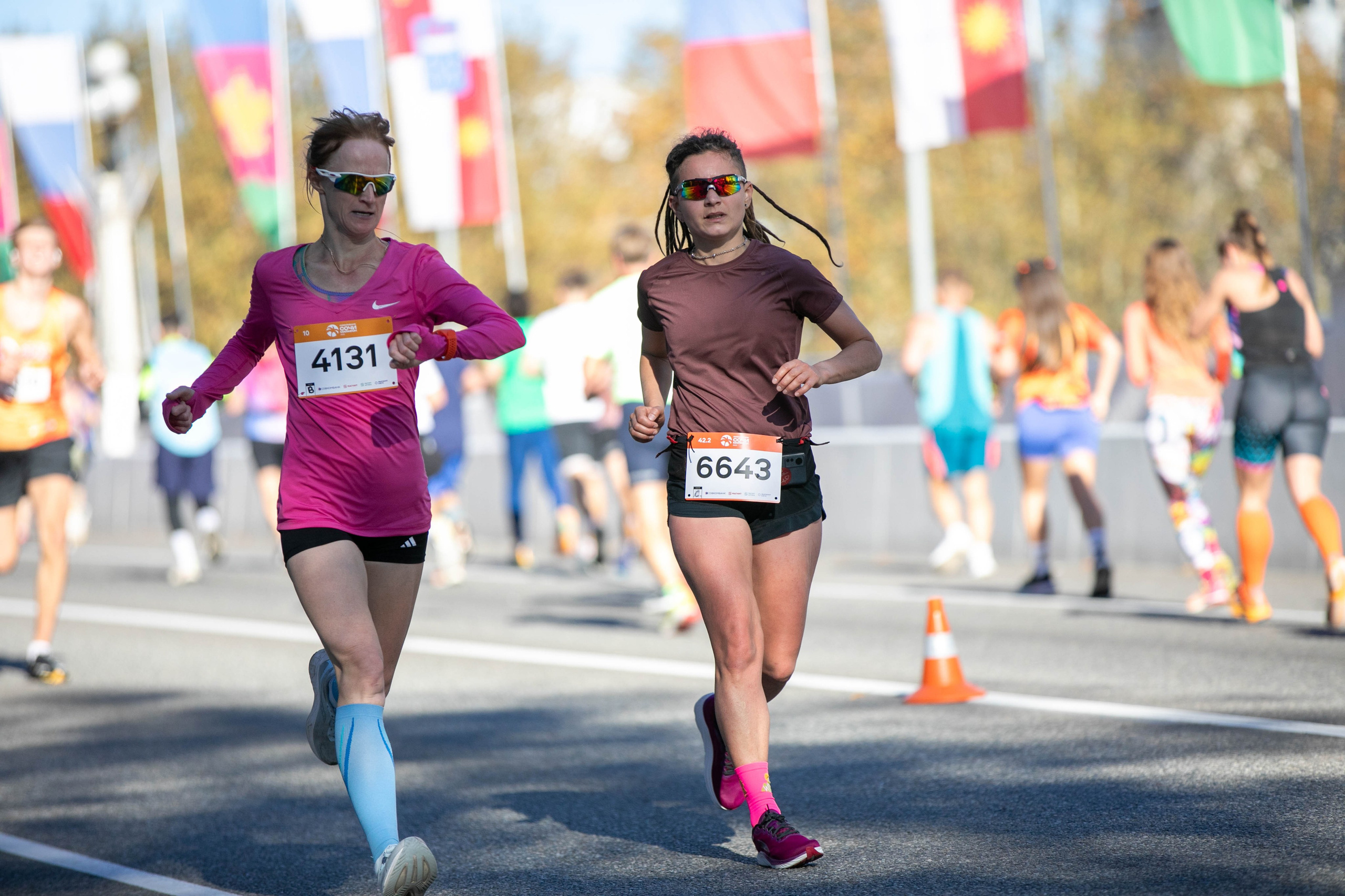 Сочи Марафон по бегу — 2025.11.03. Фотограф из Сочи Регина Труфанова